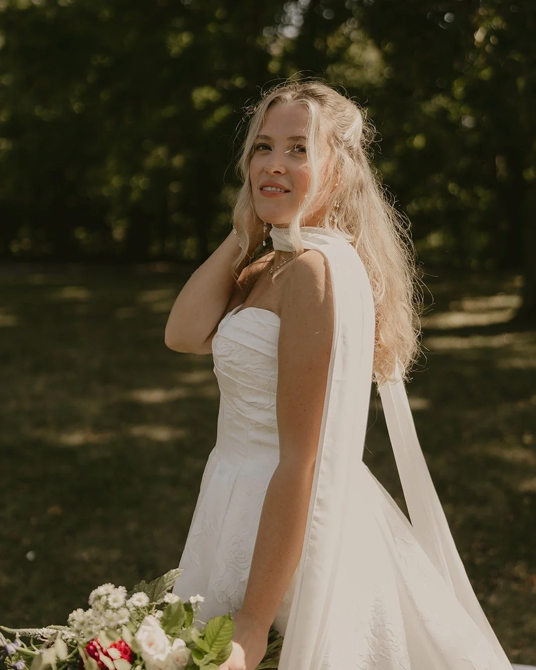 More of Josie ✨
___
#kalamazooweddingphotographer
#michiganweddingphotographer #theknot
#midwestphotographer #authenticlovemag
#junebugweddings #zolaweddings
#anotherwildstory
#grandrapidsweddingphotographer
#elopementphotographers