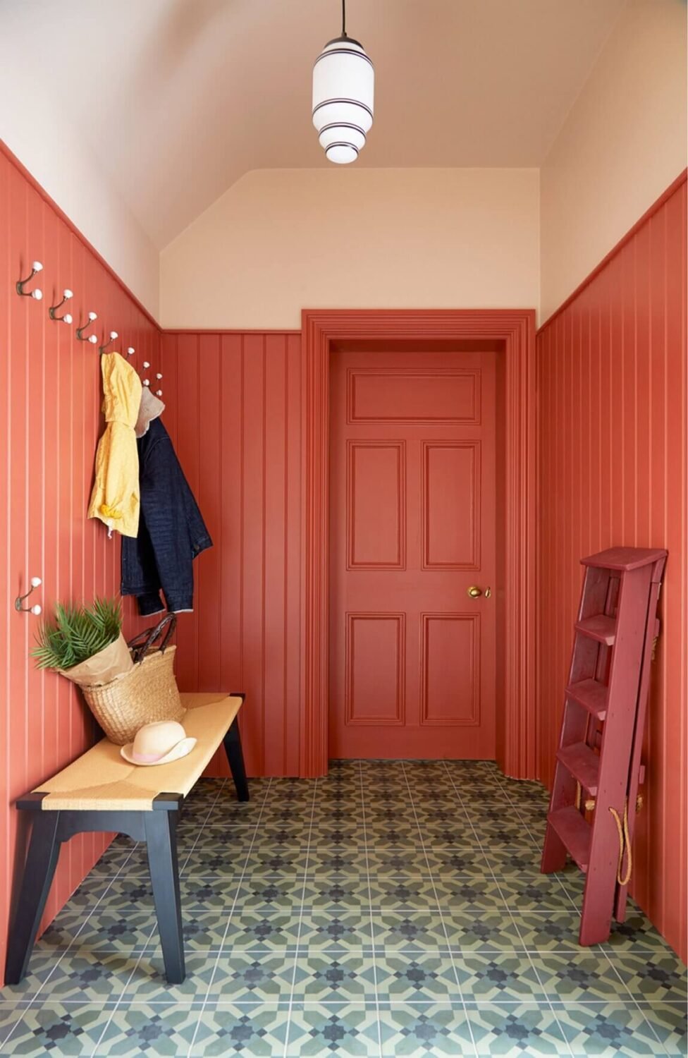 mudroom-coral-walls-color-trends-nordroom-976x1500.jpg