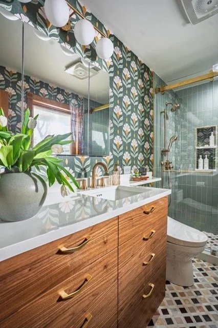 SJI-Trace_Bathroom-2+Medium.jpg