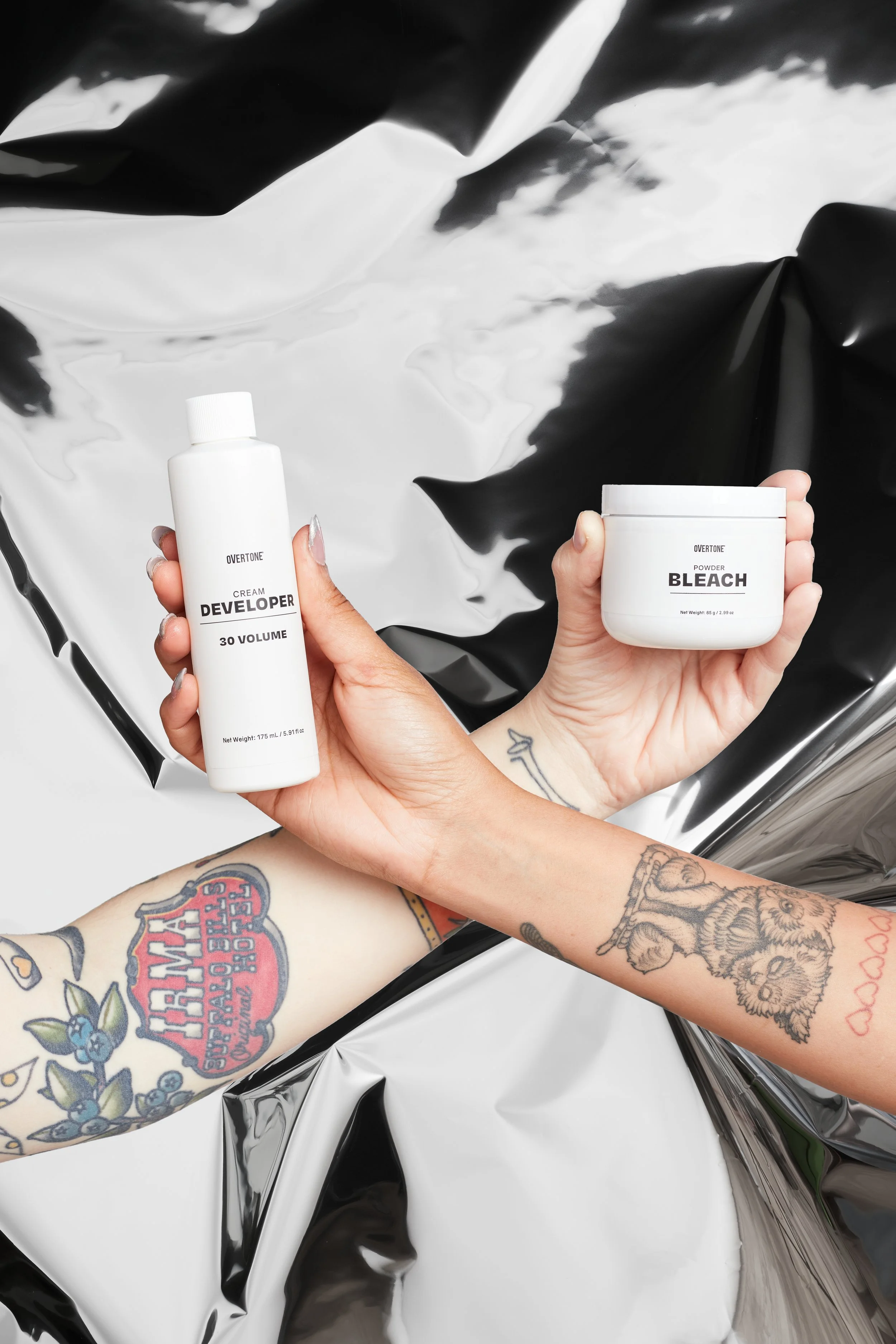oVertone_TheBleach_Product_Lifestyle_Mylar_169.jpg