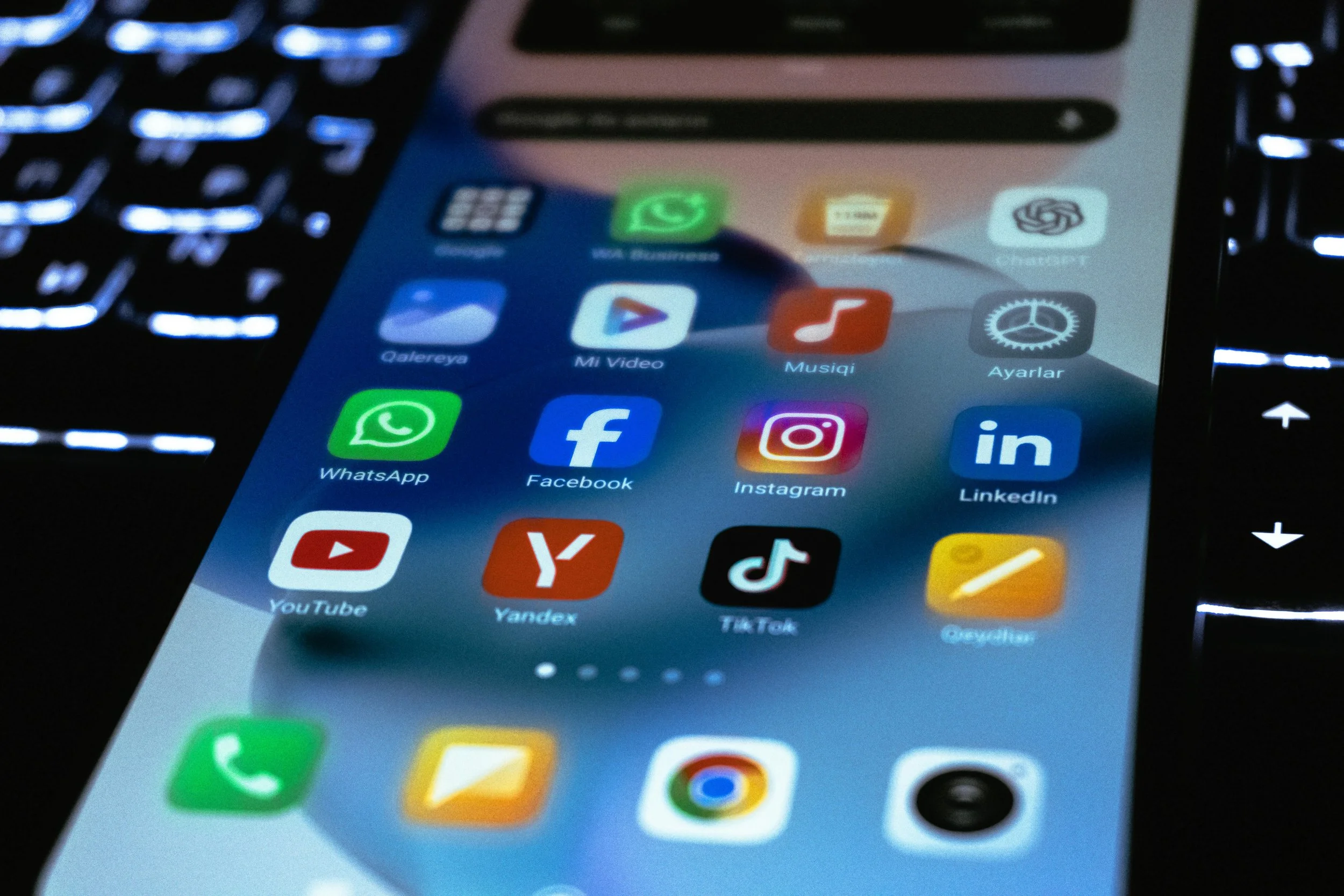 The Indie Dev's Guide on Trends: To Join or Not To Join?