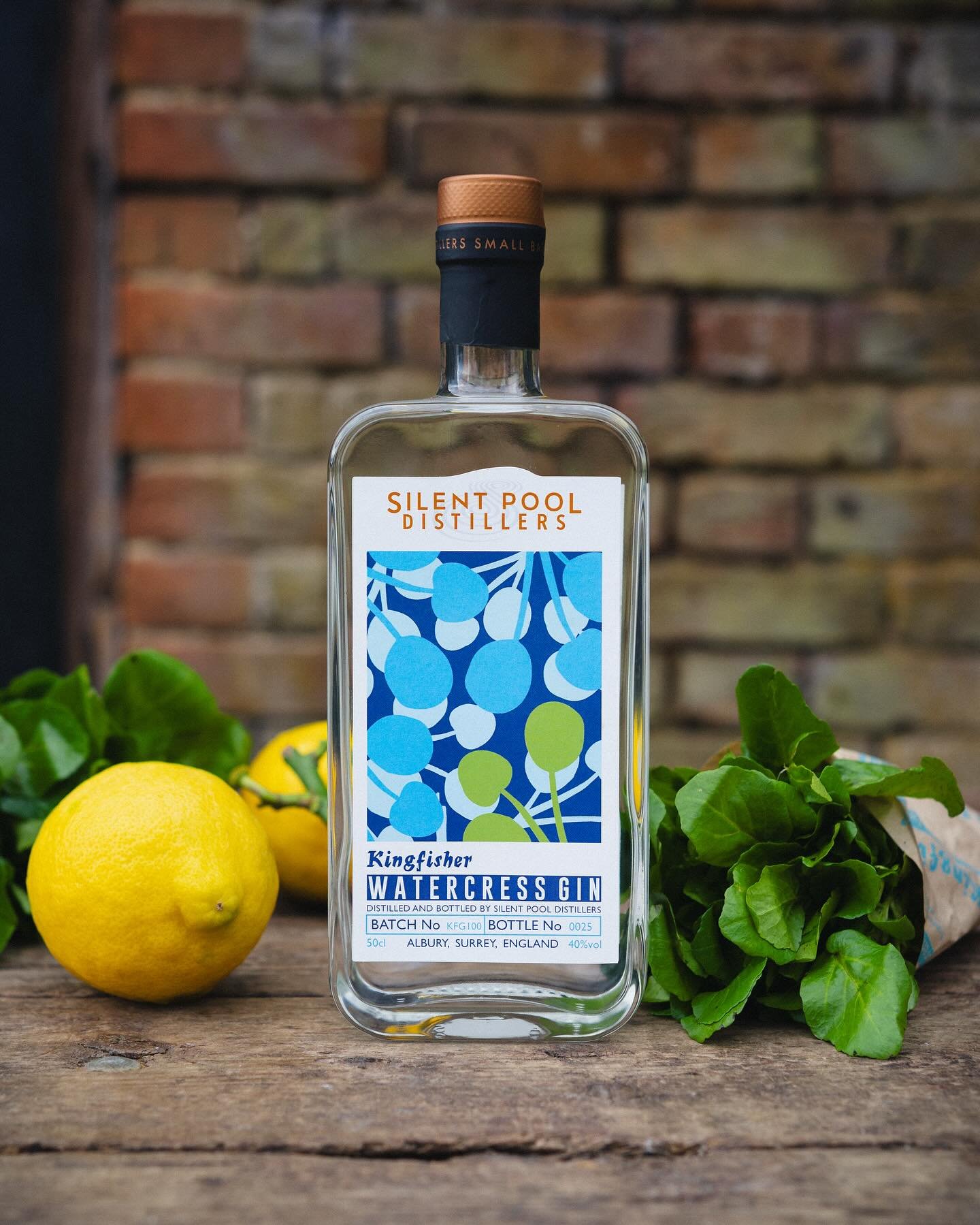 Celebrate World Gin Day with our very own watercress gin made by @silentpooldistillers. A wonderful collaboration of #surreyhillsbusinesses. 

#silentpooldistillers 
#watercressgin 
#kingfisherfarmshop