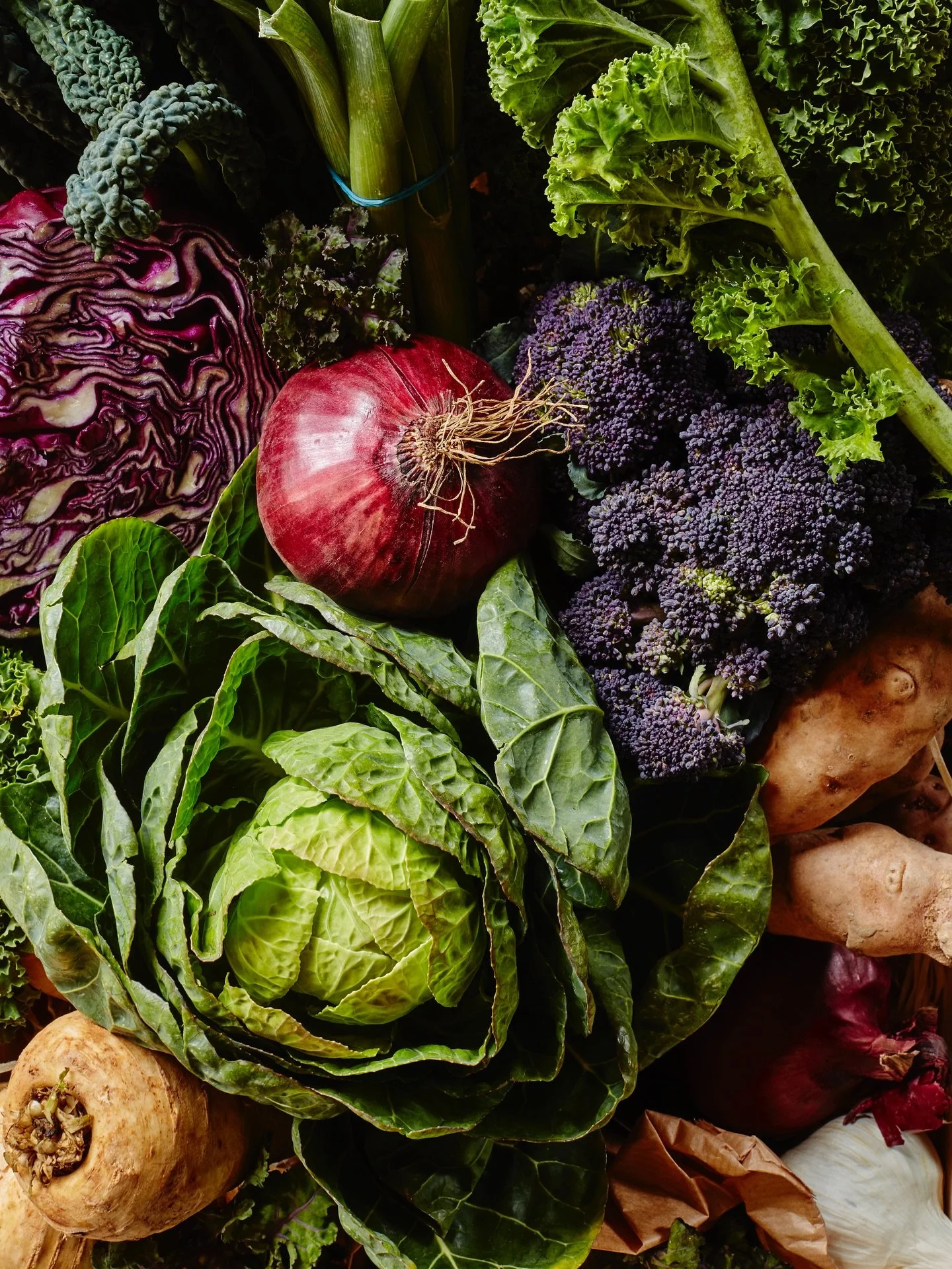 February still offering beautiful, delicious vegetables. 

#eatyourgreens 
#seasonalvegetables 
#february 
#kingfisherfarmshop 
#stuartovendencreative