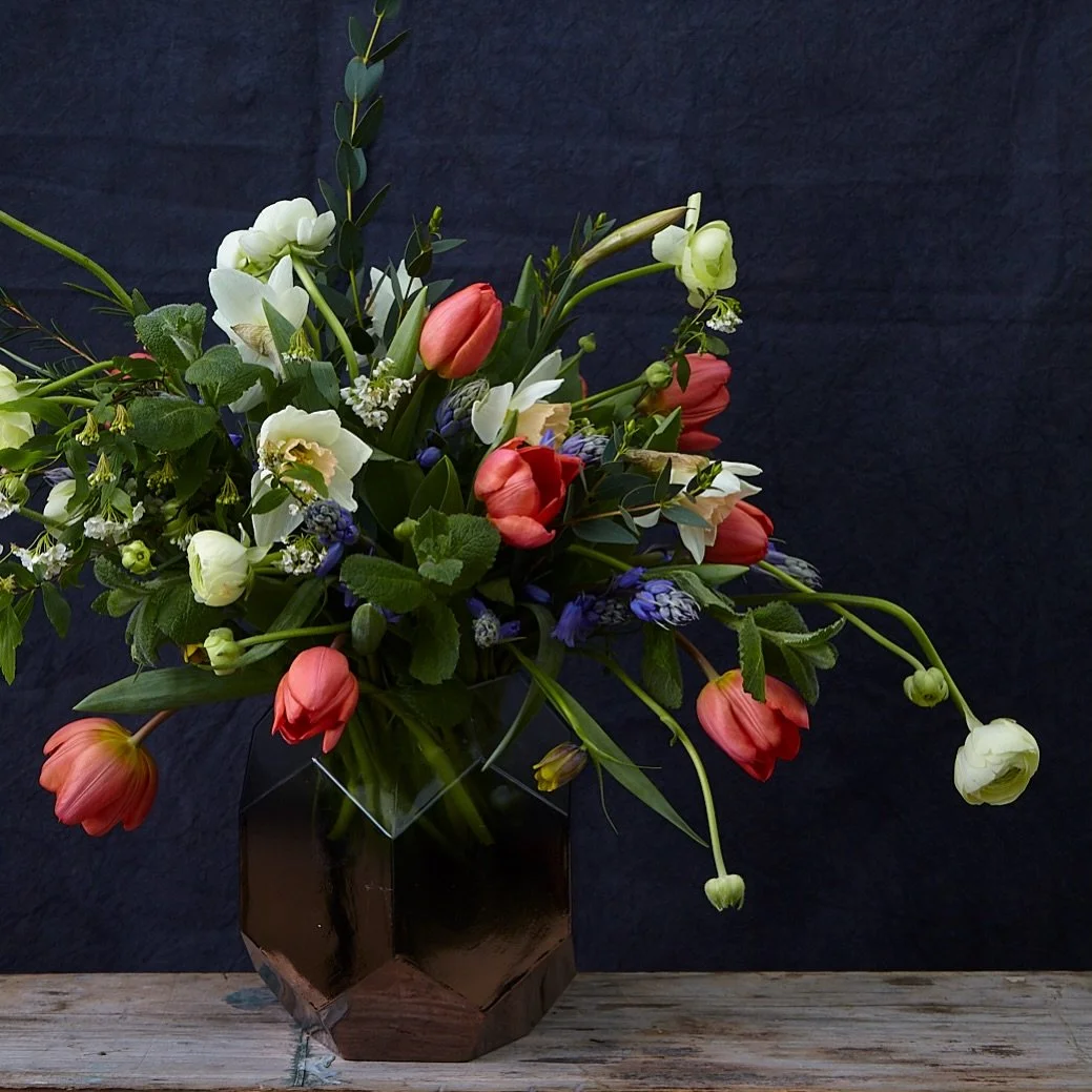 Mothering Sunday, 15 March. It&rsquo;s a week away! 
 
You can order your bouquets to collect or we can deliver locally. Place your order online, give us a call or pop in to see us. 

#motheringsunday 
#mothersday 
#orderonline 
#kingfisherfarmshop