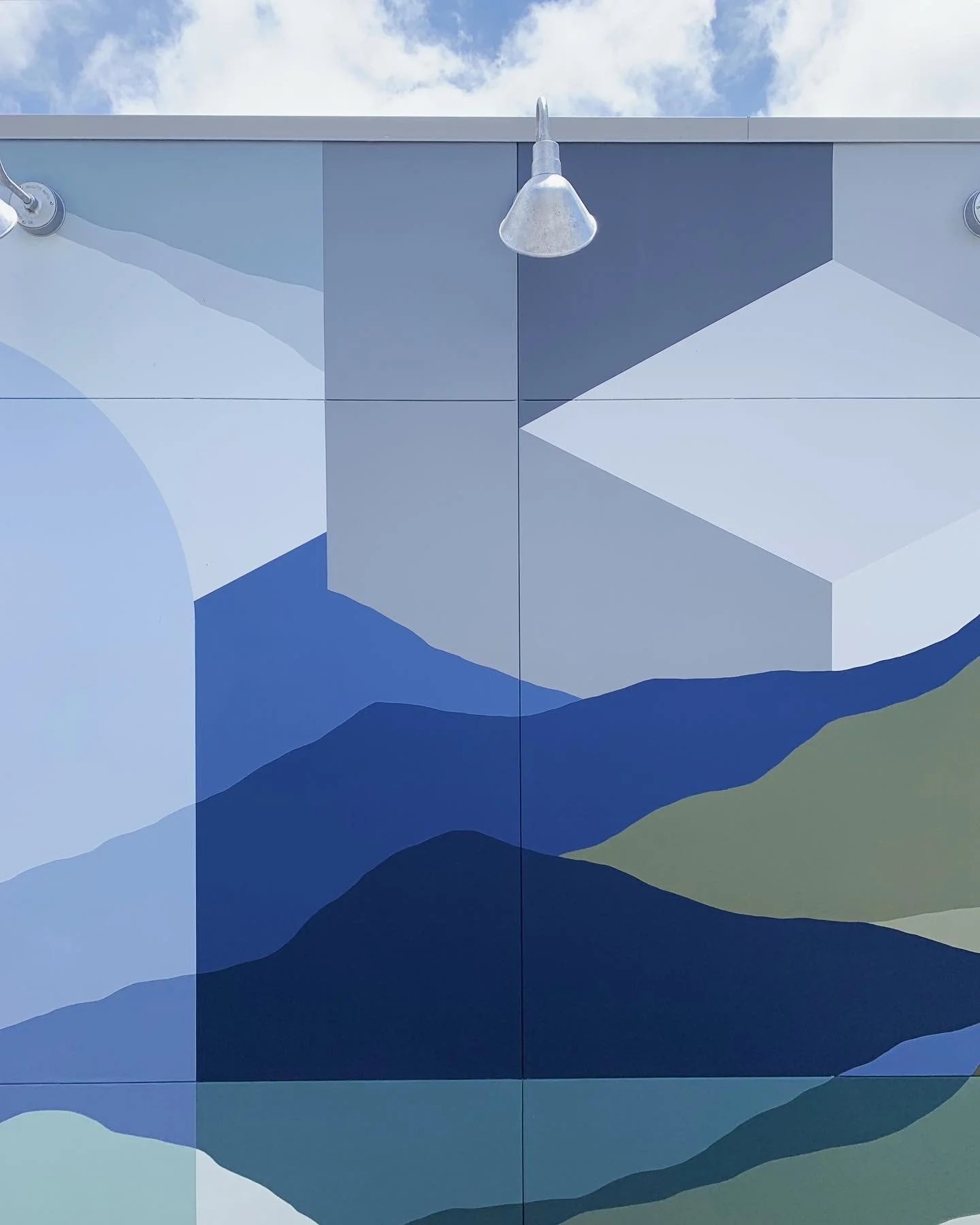 1.1 Kansas-Modern-Mural-by-Betty-Larkin-San-Diego.JPG