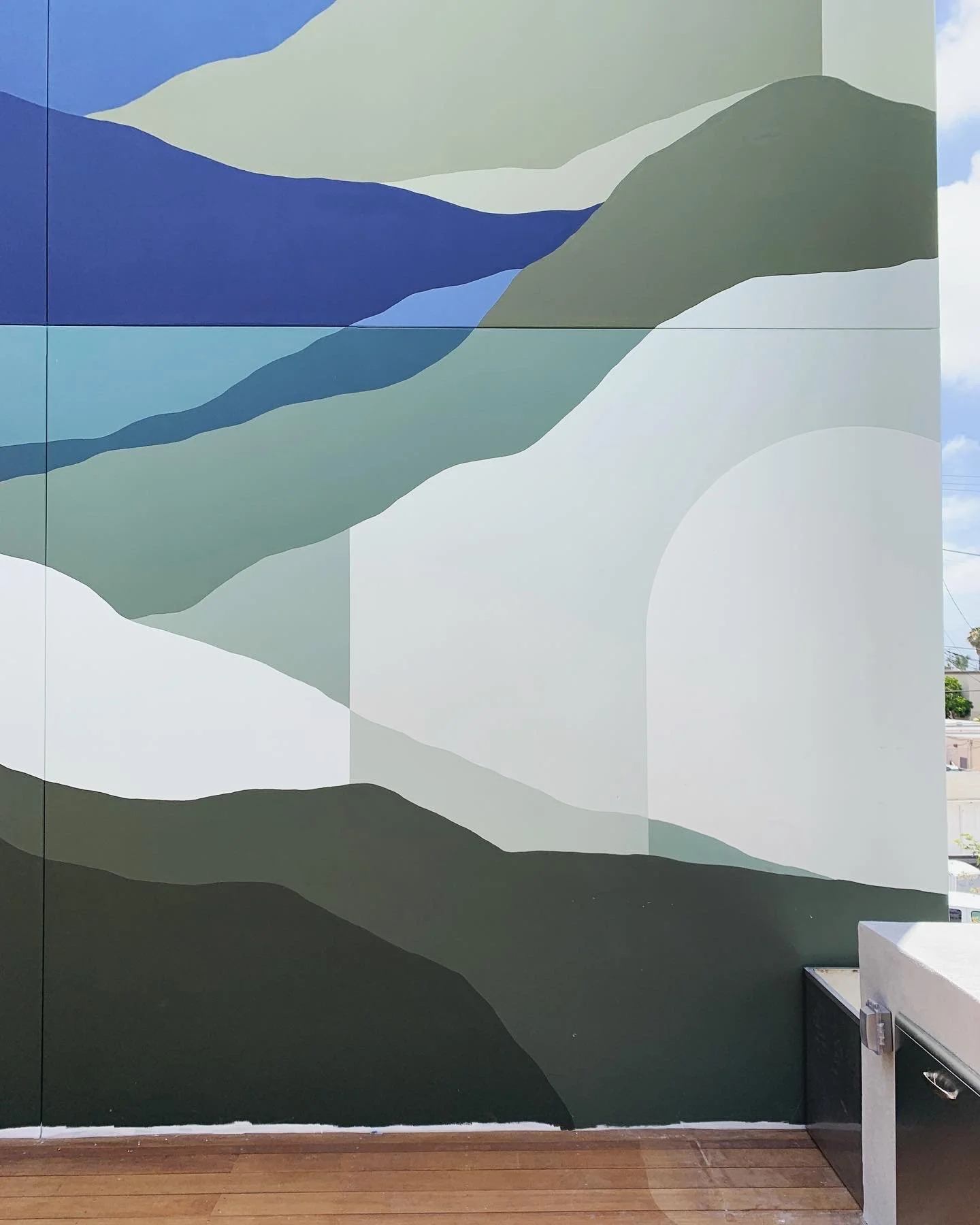 3 Kansas-Modern-Mural-by-Betty-Larkin-San-Diego.JPG