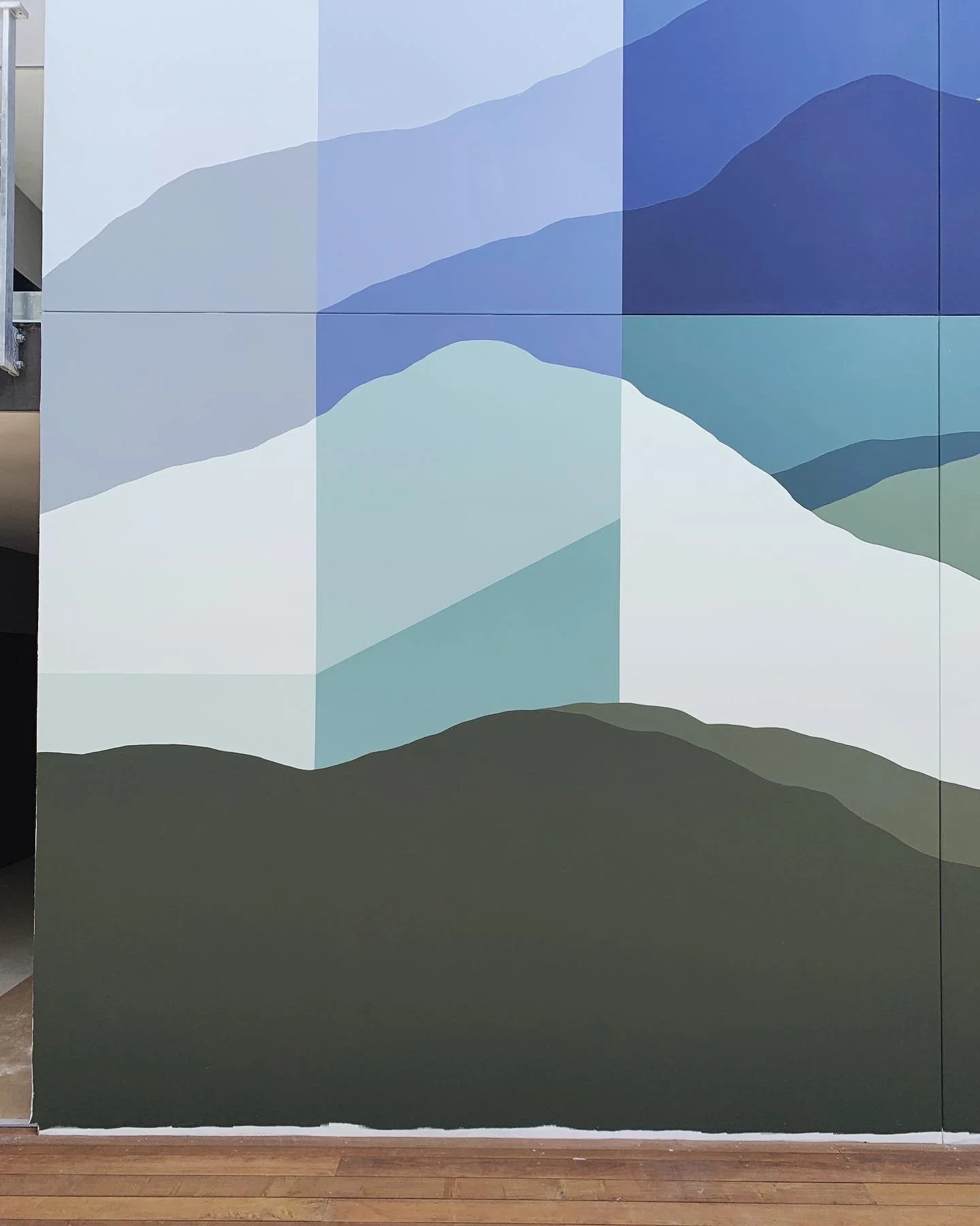 4 Kansas-Modern-Mural-by-Betty-Larkin-San-Diego.JPG