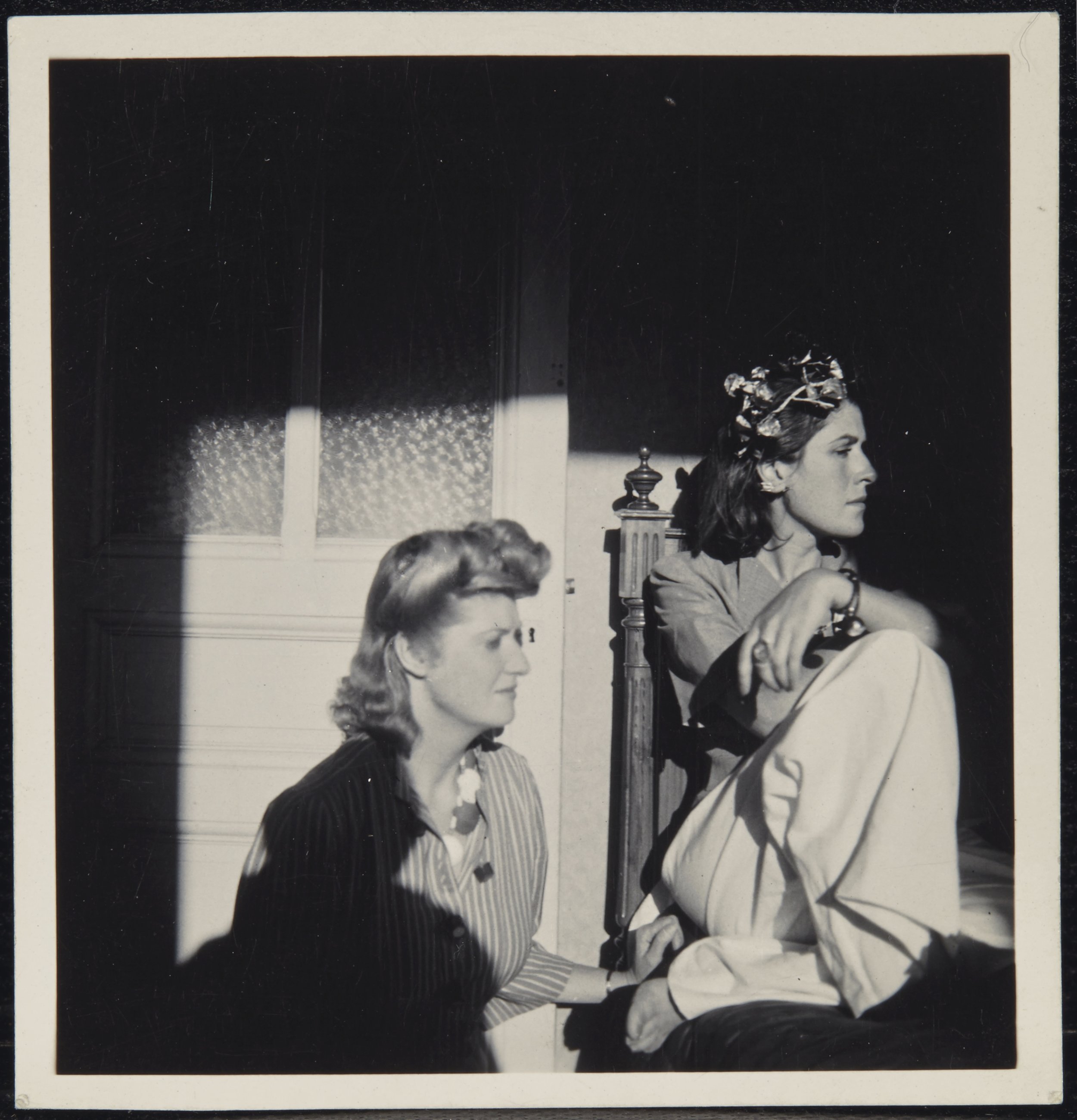 Portrait de Dora Maar et Sonia Mossé, Antibes, 1939  tirage argentique 