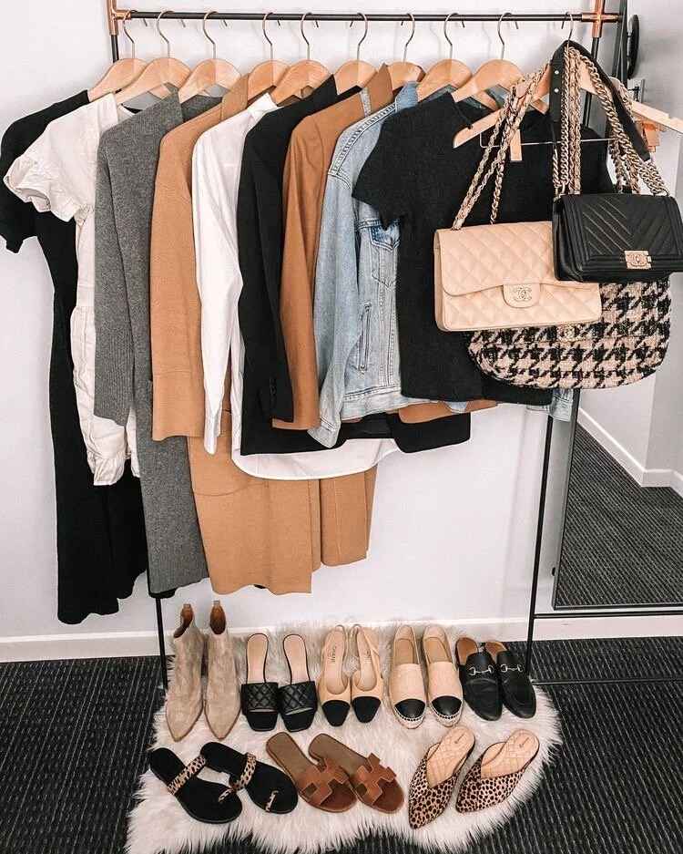 WhatToWear: Fall/Winter Vibes| WearToFindH.E.R.