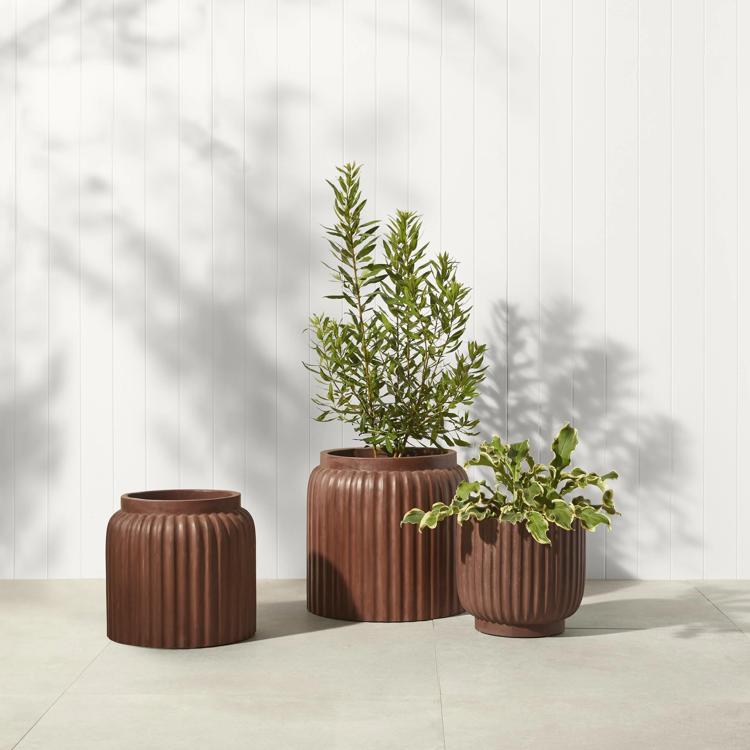2022_Q3L2_OUTDOOR_CONCRETE_FLUTED_BROWN_COLLECTION_001_Final.jpg