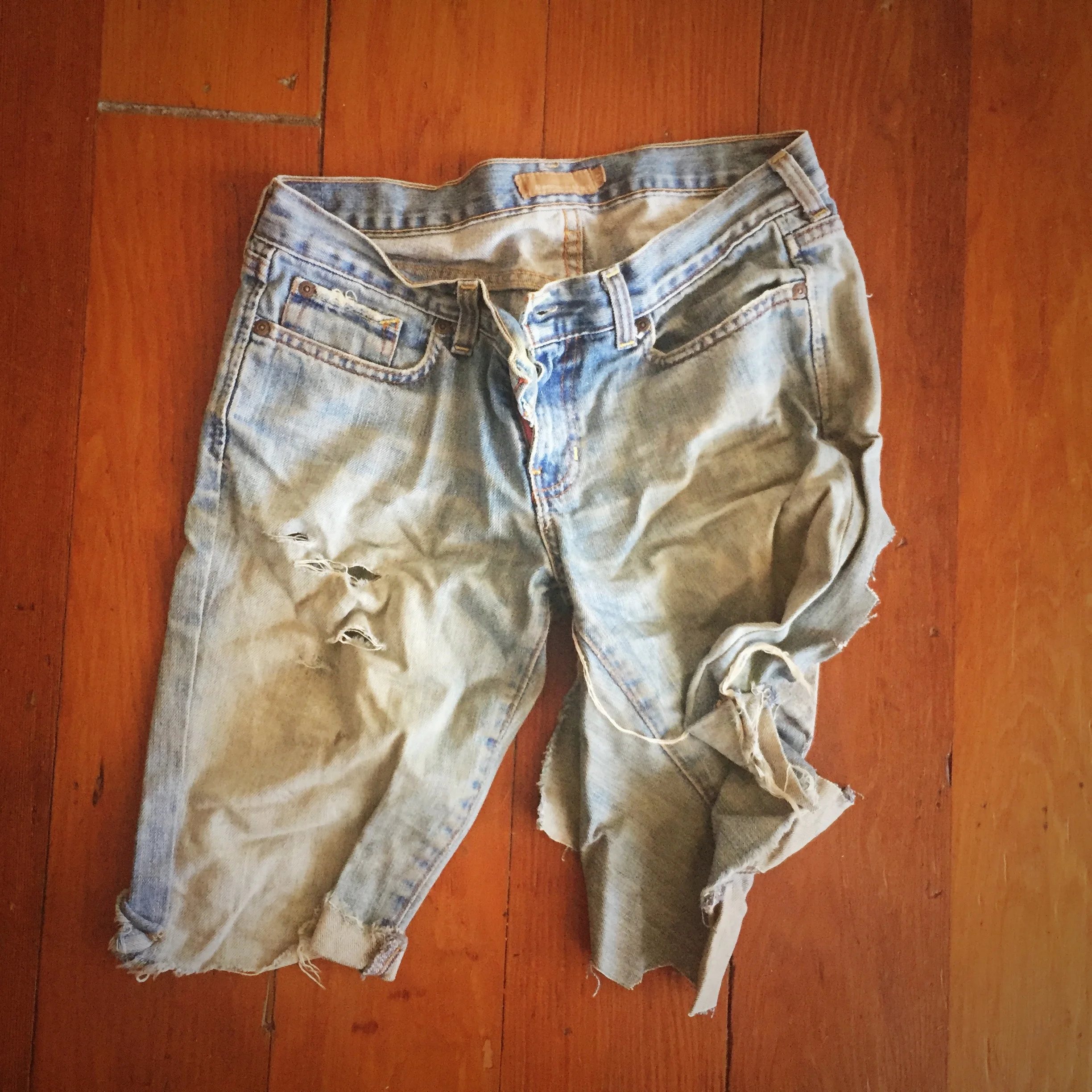 >>>My favorite pair of jeans from high school that I turned into shorts in college. I was obsessed with these Abercrombie & Fitch babies since they day I bought them at Westfarms Mall. I can smell the scent of the store just thinking about it...and it disgusts me. A final tear in the crotch was reason enough to finally part ways.