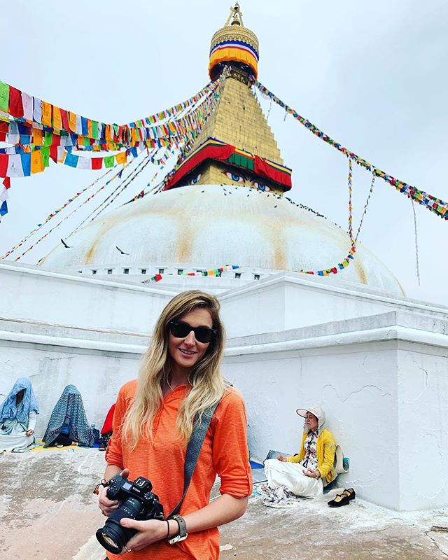 1st full day in Nepal... exploring the Boudhanath stupa and taking in this incredible culture. It&rsquo;s such a fascinating blend of ancient roots and modern influence! Blown away!! 🇳🇵😳🇳🇵 #explore #adventure #Nepal @cleandrinkadventures @explor