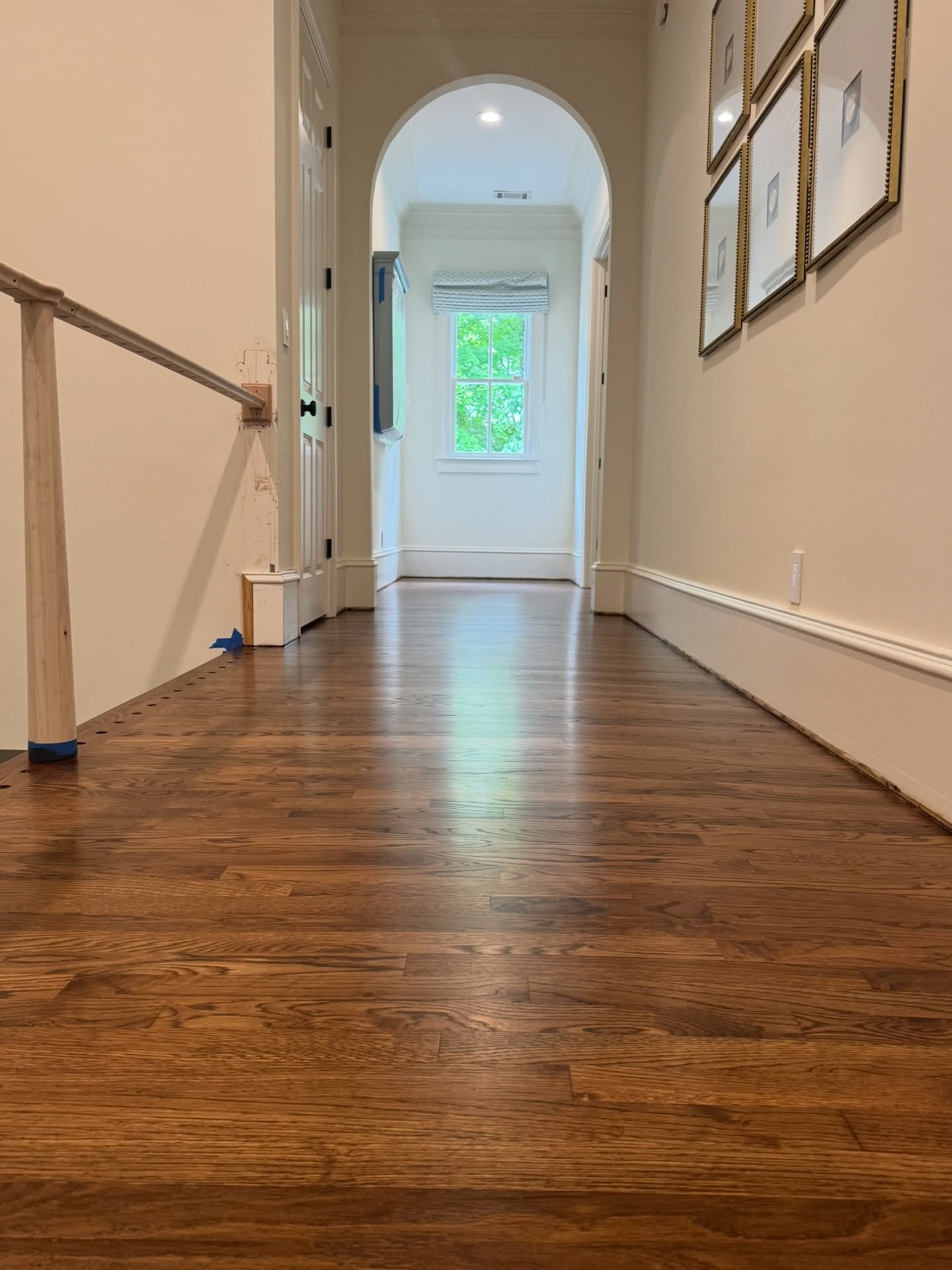 Some before/after shots of our latest project in #ellardalpharetta after 2 out of 3 coats. This is what we call state of the art process: perfectly flat floors, zero scratches, zero chatter, waves, stops, swirls.  Looks and long term performance of y