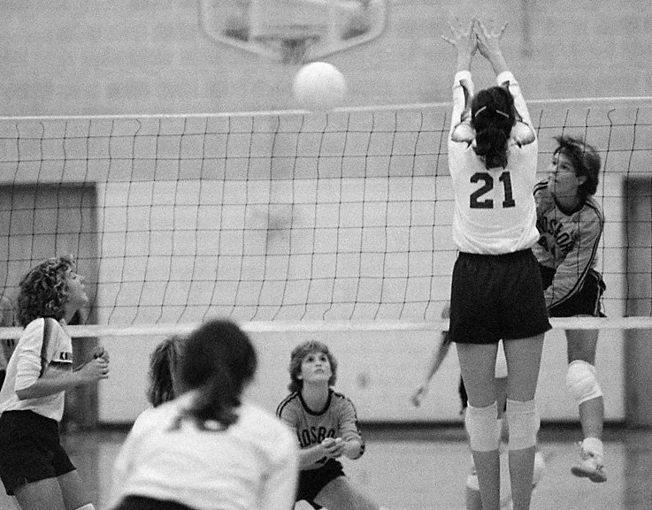 A Cross-Court Shot (Sep 1982)