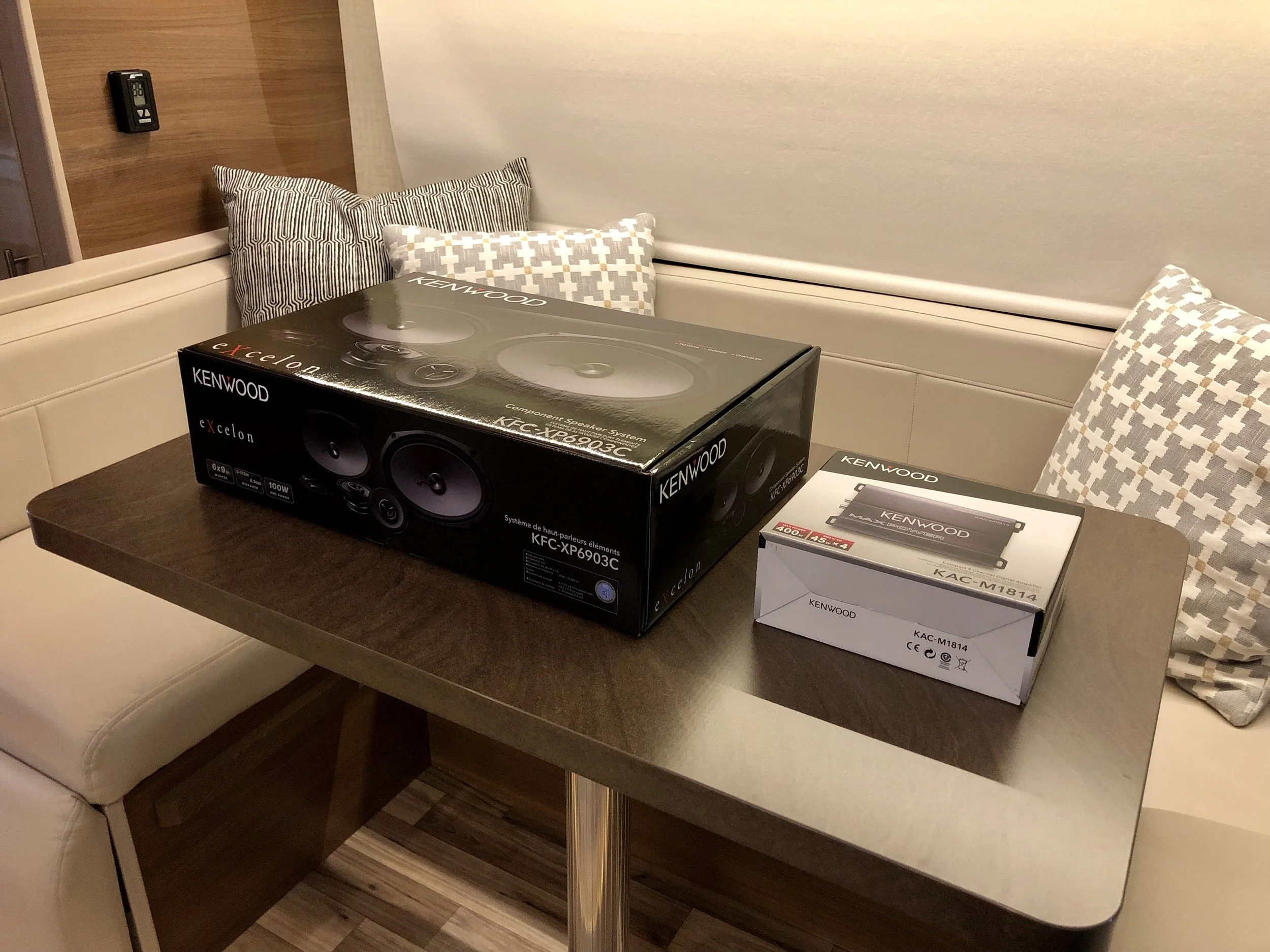 amp for house speakers