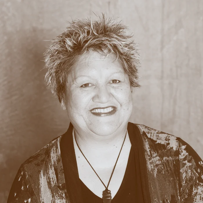 RUAHINE (RONI) ALBERT