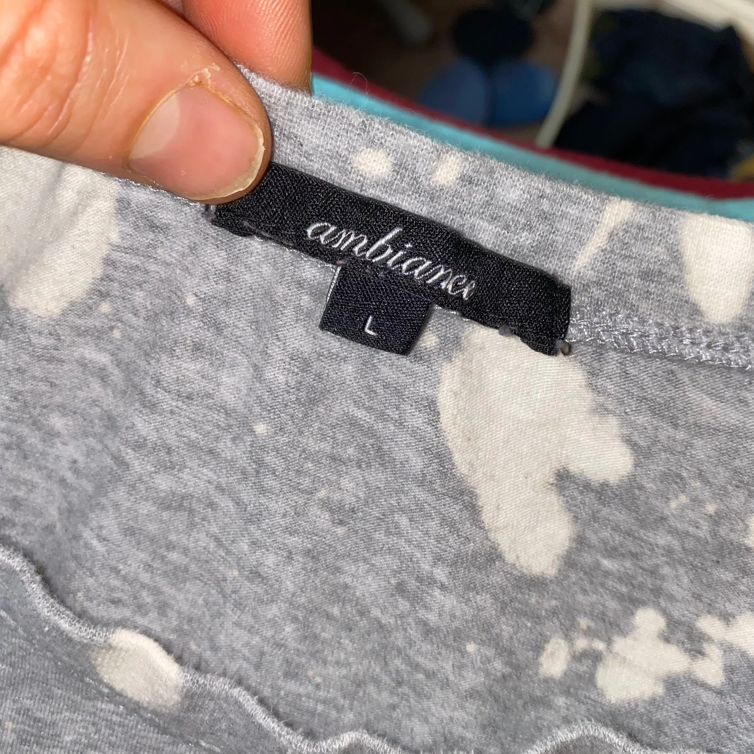 8E7485DF-48DC-4944-B097-38B748F0BBBF