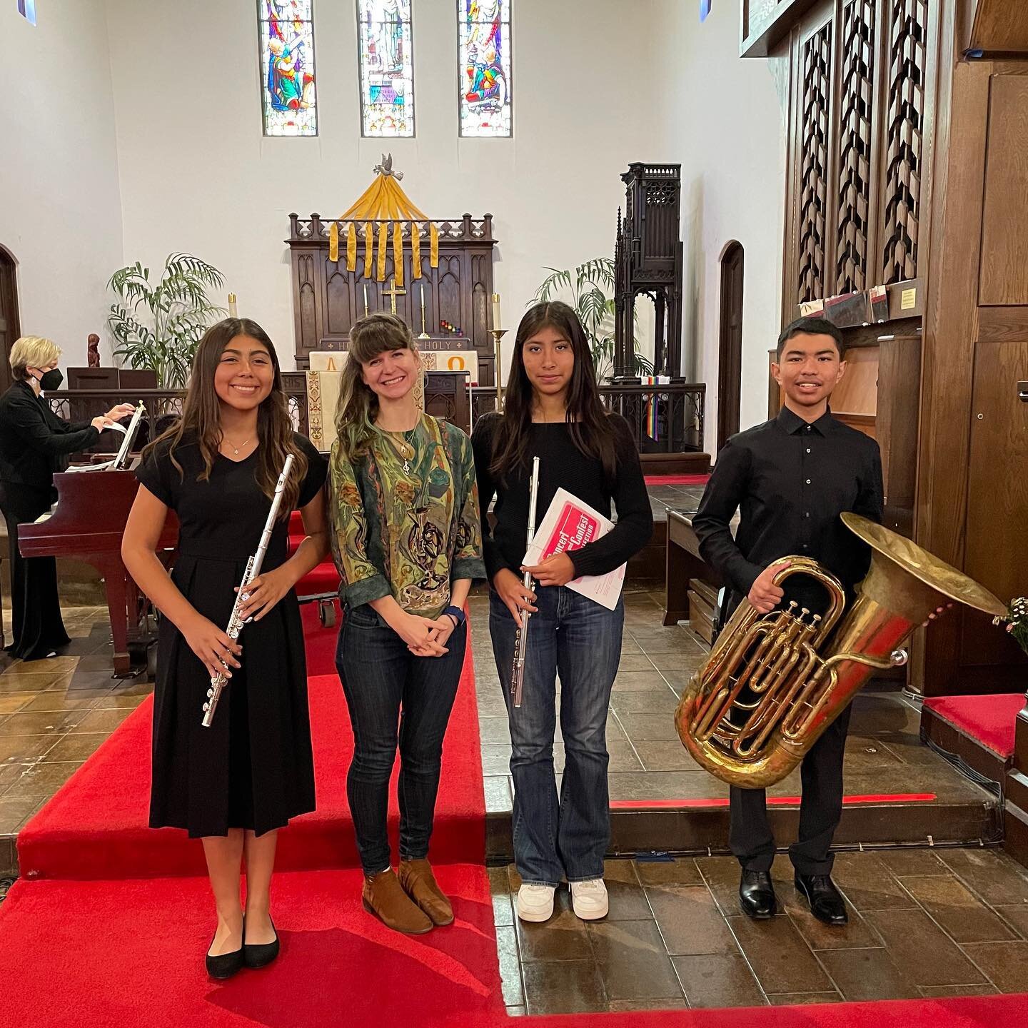 🎺 More than 50 Encore students performed in our recital yesterday and we couldn't be prouder! 

🎼 Thank you to our dedicated teachers, to the volunteers who helped the day run smoothly, and to all of our Encore families for their support of music e