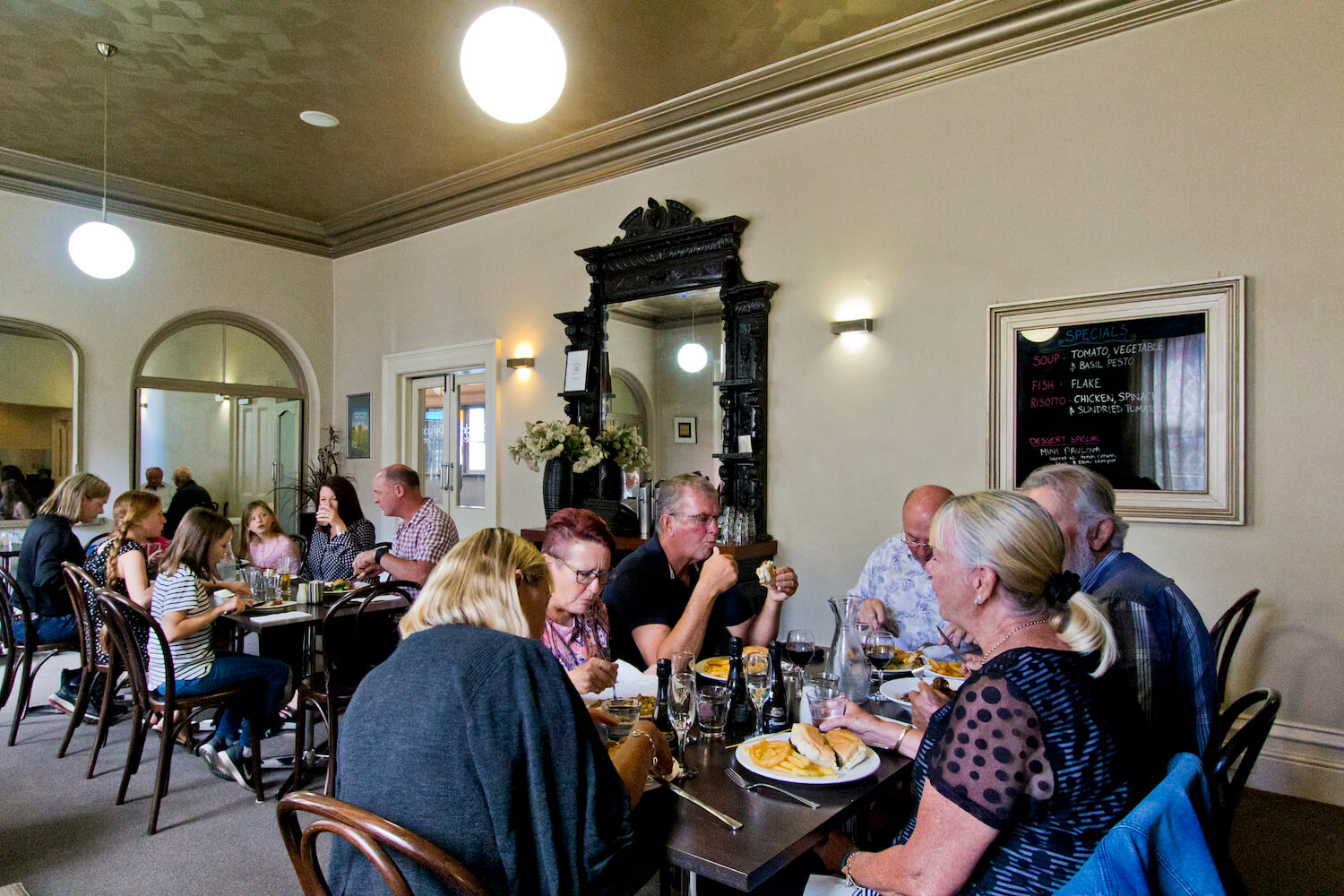 Restaurant Tasmania | Deloraine Hotel