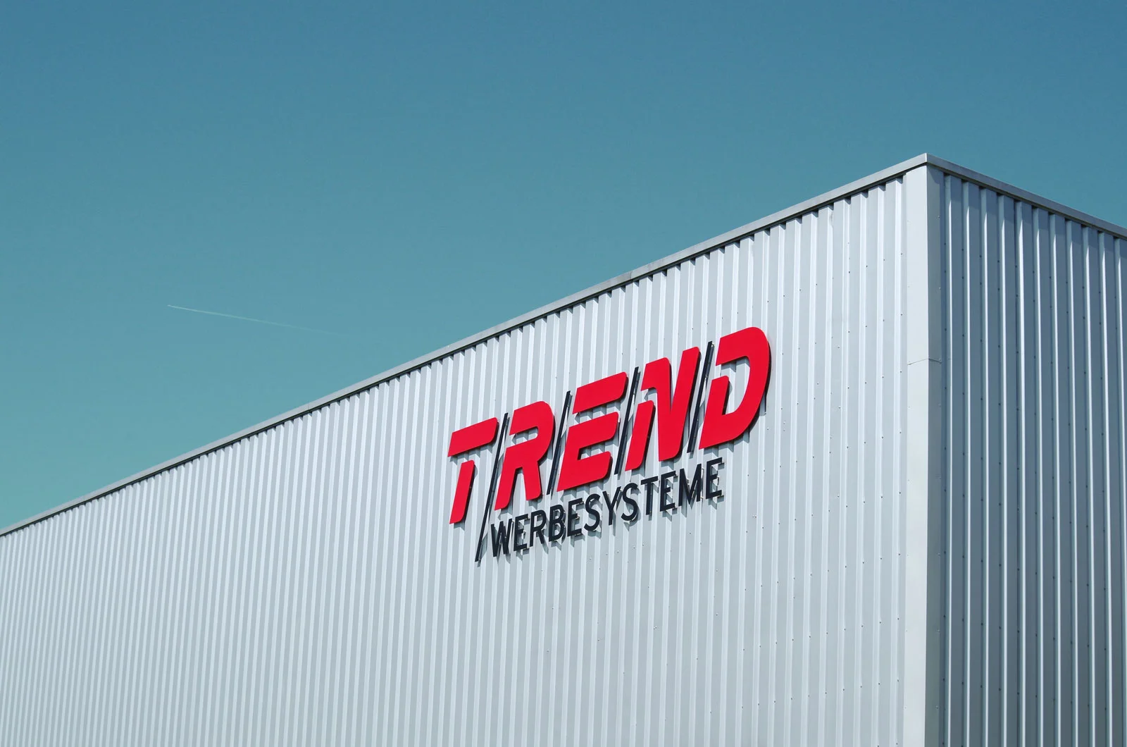 TREND-Logo-Produktionshalle-1.jpg