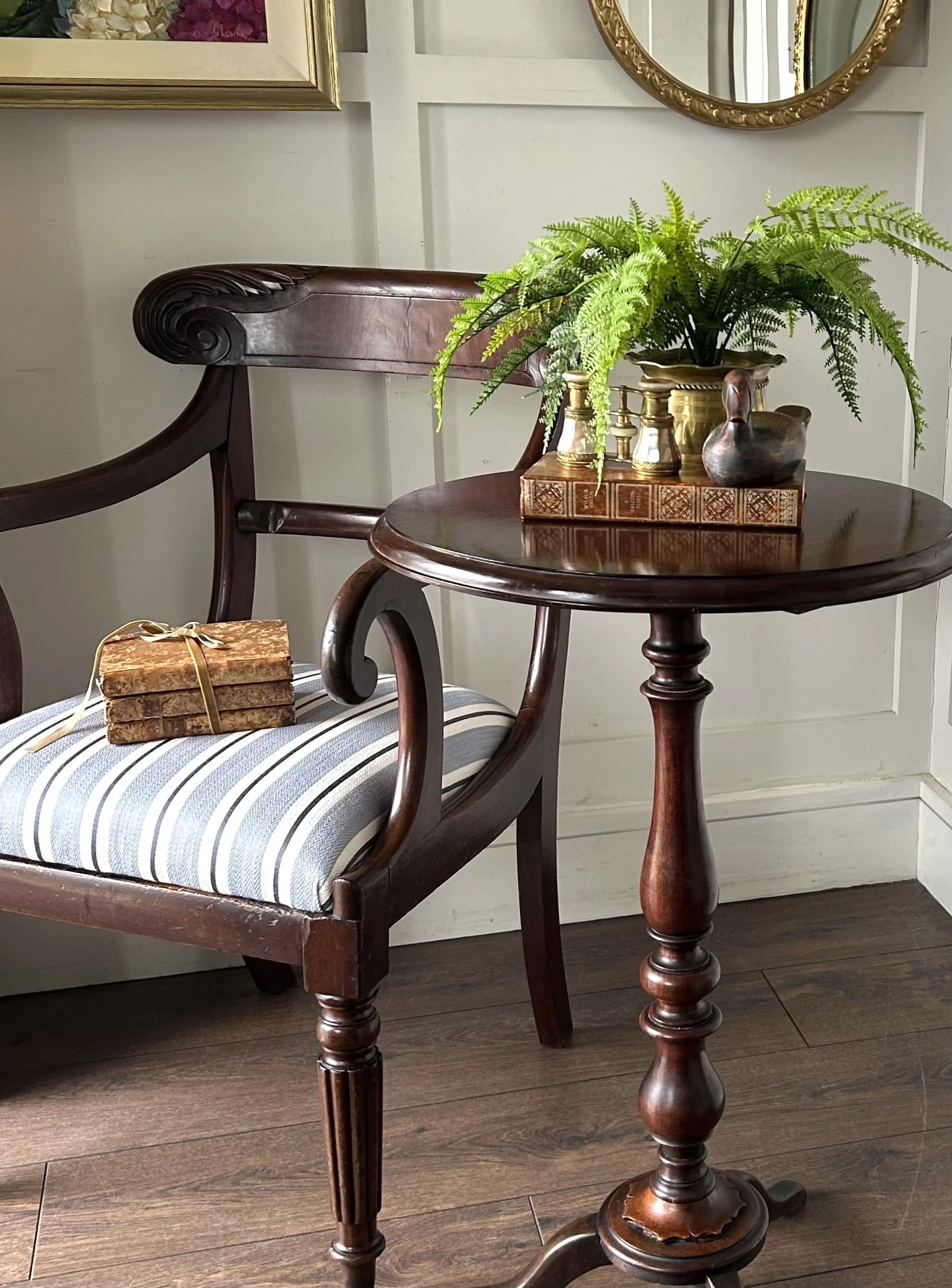 Edwardian Mahogany lamp - Side Table