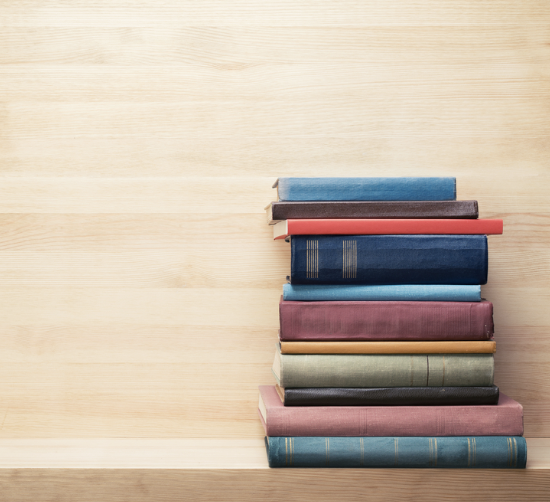 5 Online Book Clubs to Join This Year