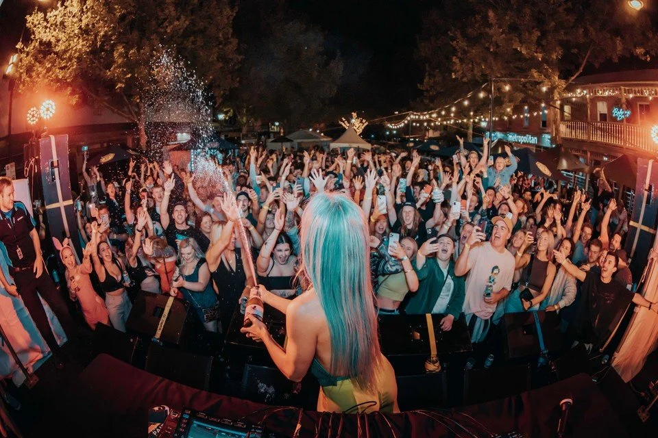 Iron Bar, Port Douglas