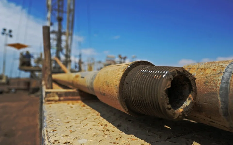In dry California, water goes to those who drill the deepest