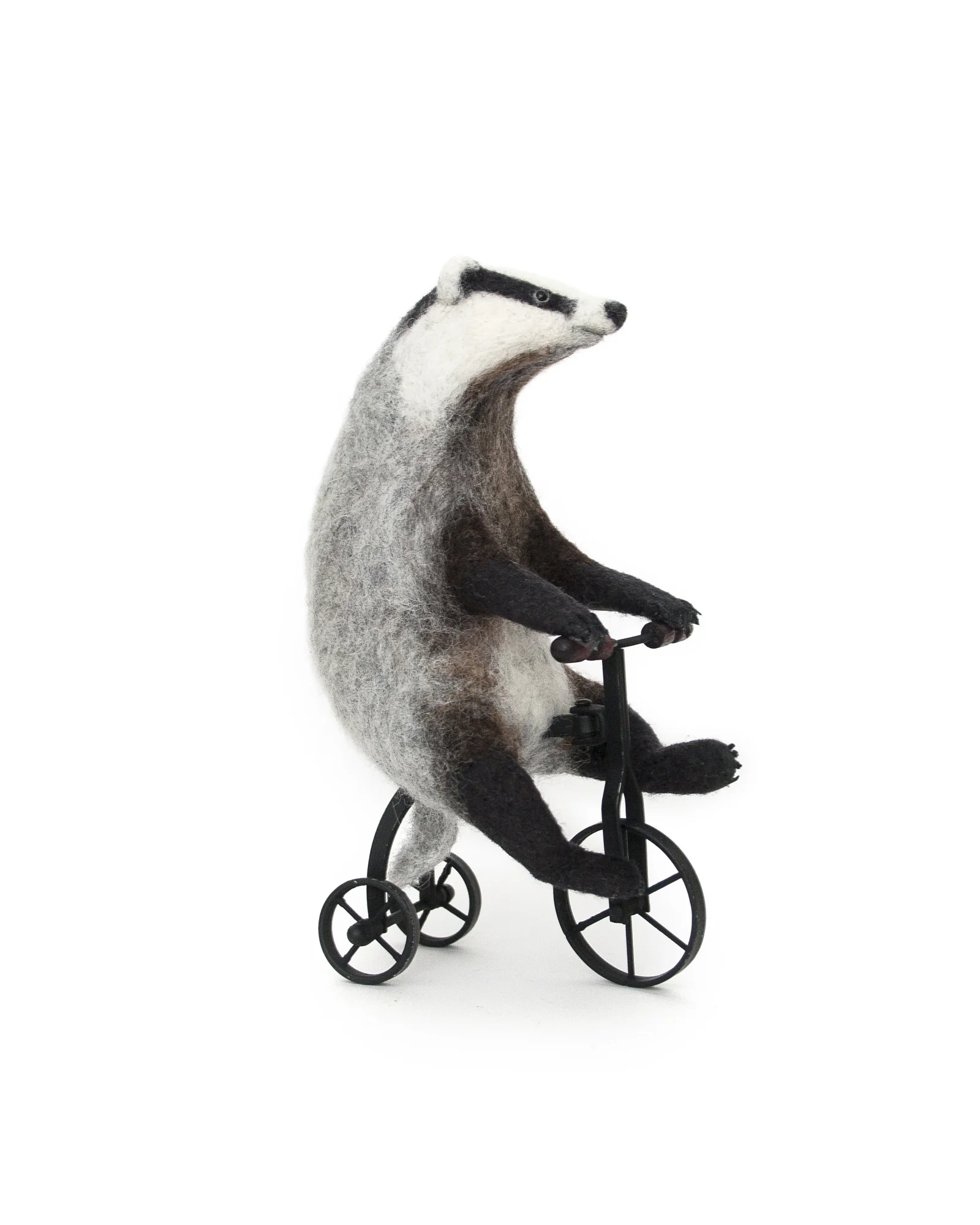 needle-felted-badger-Lindsey-Thomas.jpg