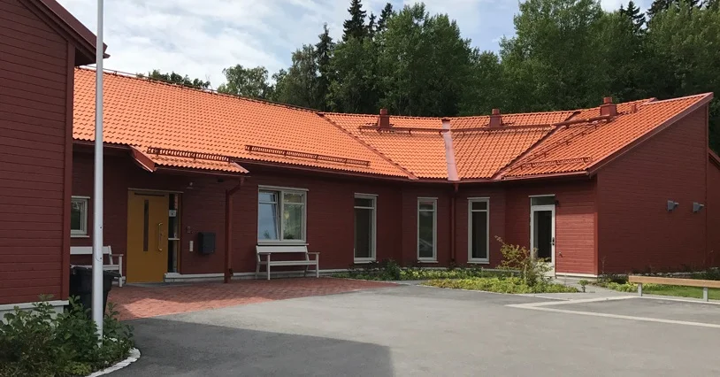 02 fasad med gem entre.jpg