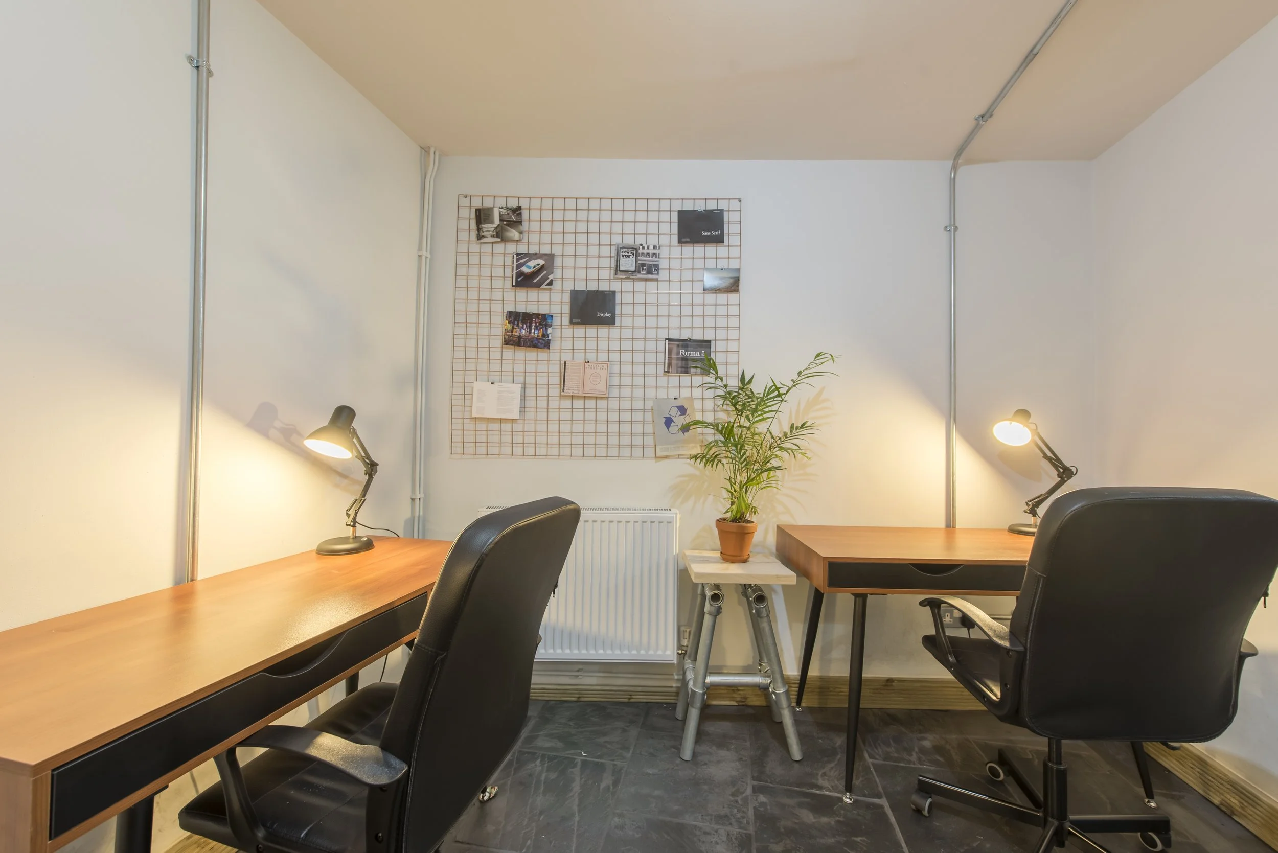 BG_H_Frequency_OfficeSpace_171102_003.jpg