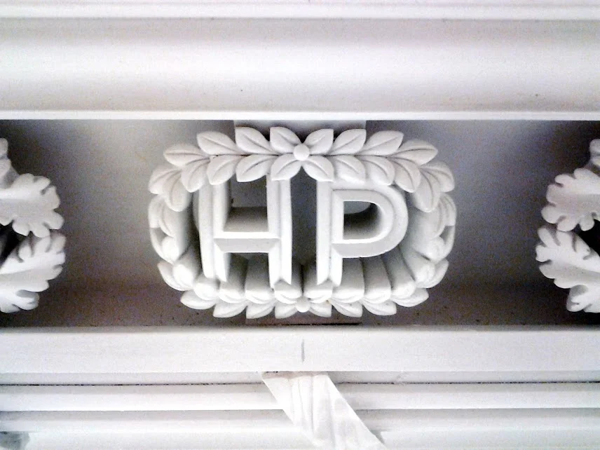 hyde park emblem.jpg