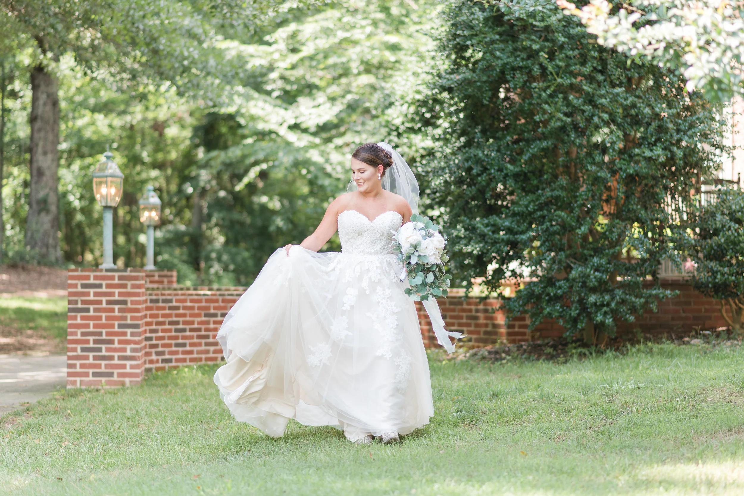 Casey and Kayla—The Hunt’s Barn, Dacula Georgia