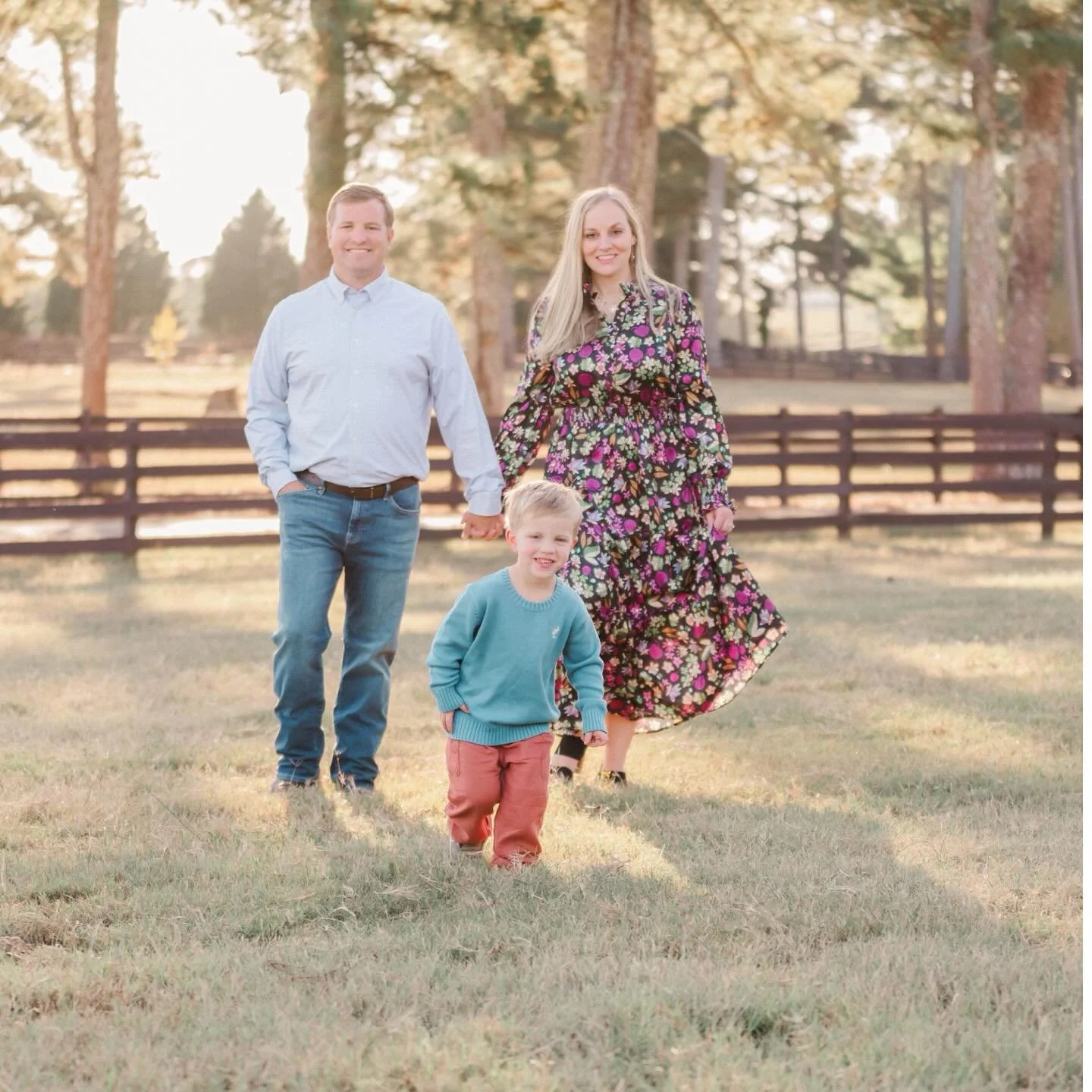 The Washnock Family 
Y’all—this family is really special to me! I’ve had the privilege of capturing every special moment for them all the way back to 2019 at their engagement session. I look forward to seeing them every fall and wa