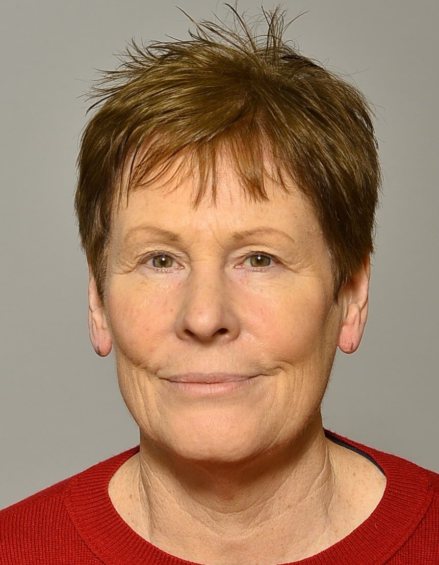 Linda Saunders (Board Member)