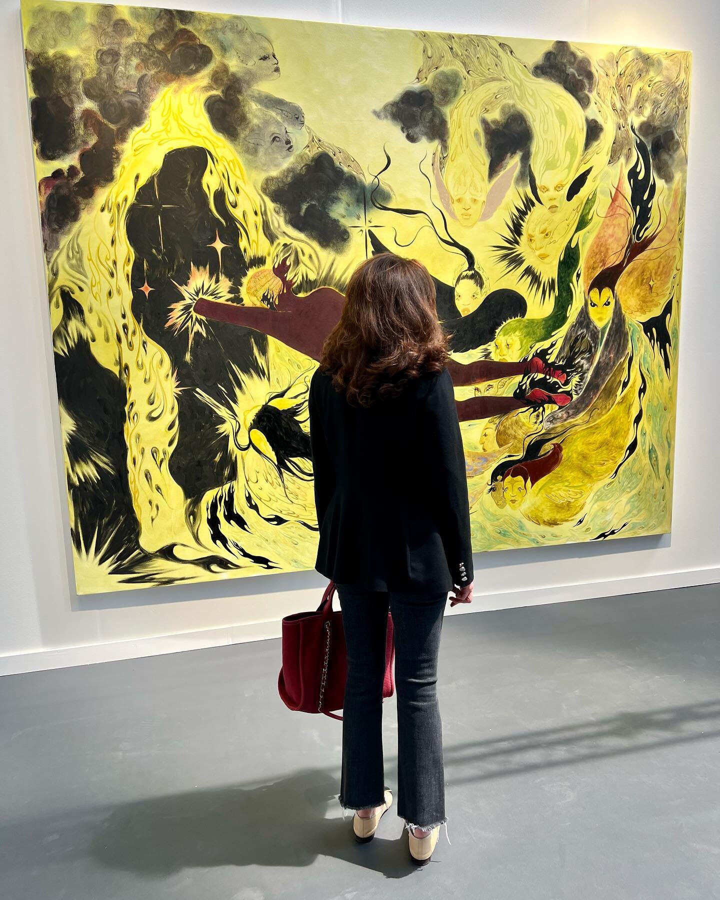 This painting gives goddess. Naudline Pierre's stunning solo presentation @friezenewyork is a show within a show by a young artist with a big vision and the means to execute. Plus, this is a tight little fair showcasing a decent range of Contemporary