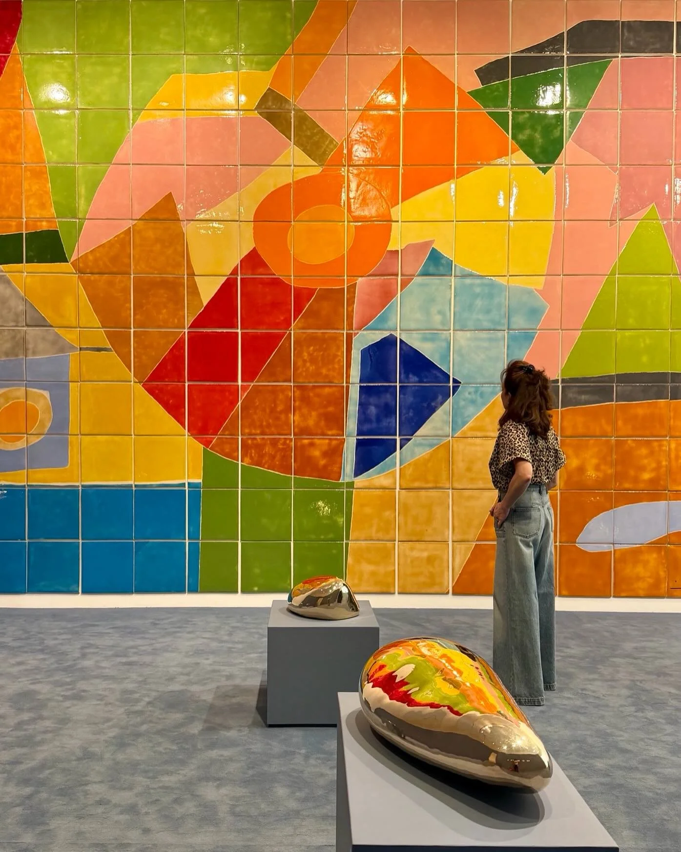Pure sunshine, brass and tile, a perfect tropical cocktail that packs a visual punch. @thebassmoa #miami #sculpture #sarahcrowner #eteladnan #contemporaryart