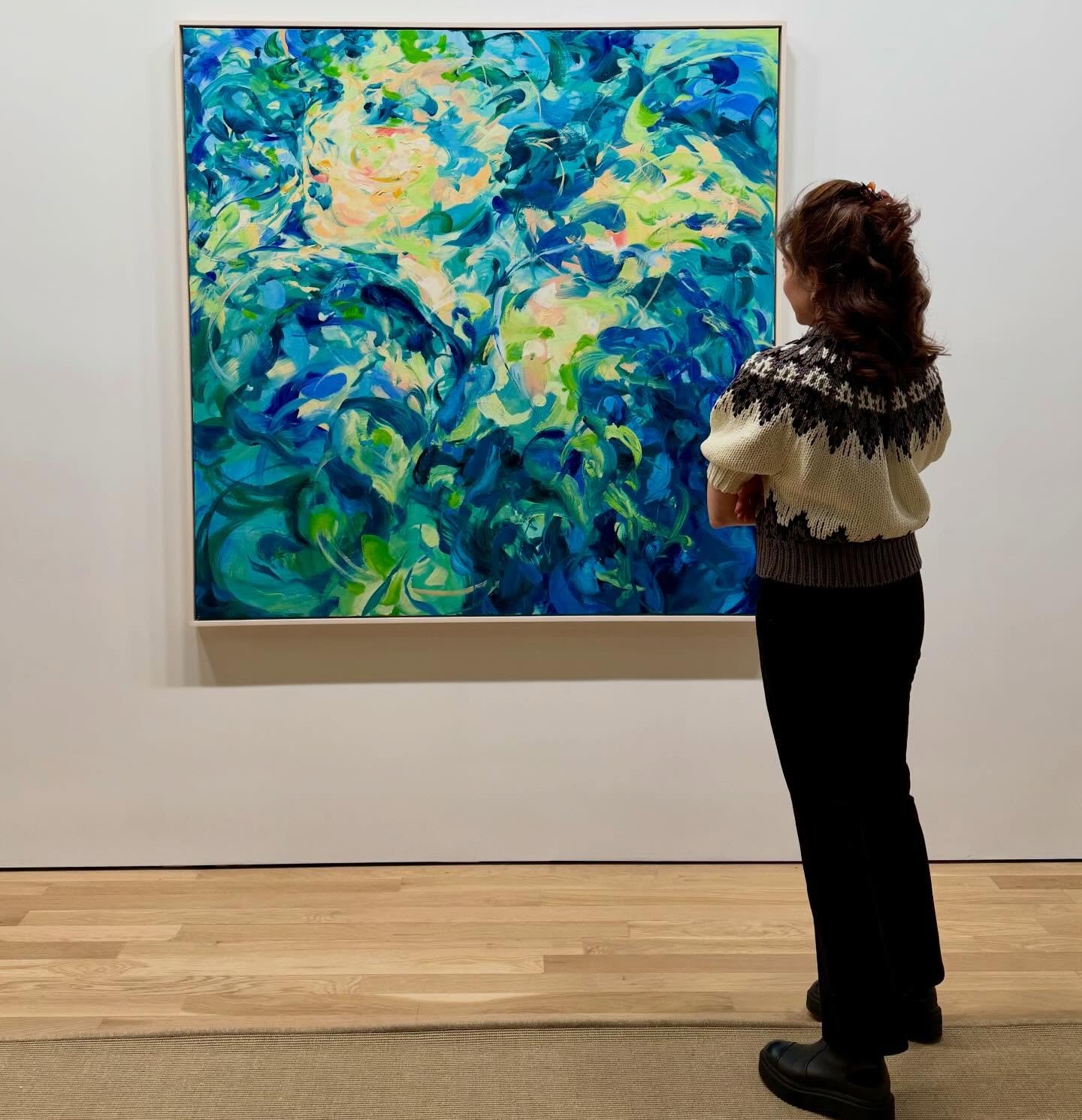 So refreshing to see this young painter with an old soul absolutely crushing it. @julia___jo #abstract #figurative #oil #painting #contemporaryart