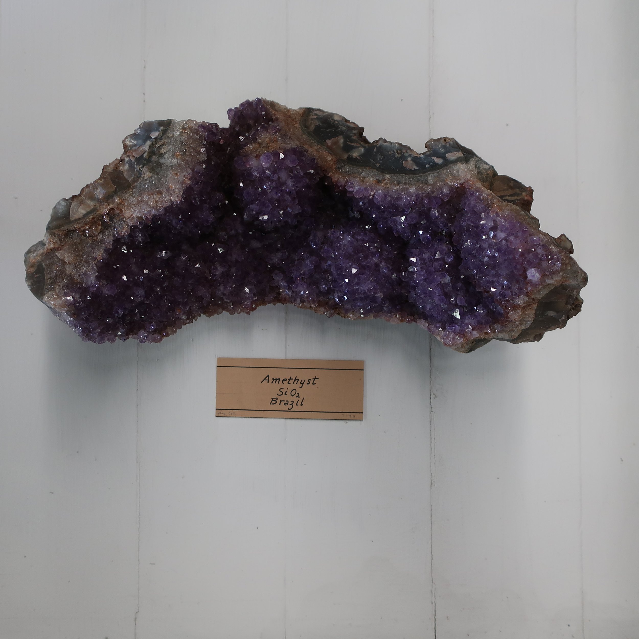   “Amethyst  yields 97.50% Silica with a trace of oxide of Iron, Alumina &amp; manganeese. Amethyst chiefly differs from Common Quartz in its colour, which is purplish violet, supposed to be derived from a minute proportion of Iron and Manganeese whi