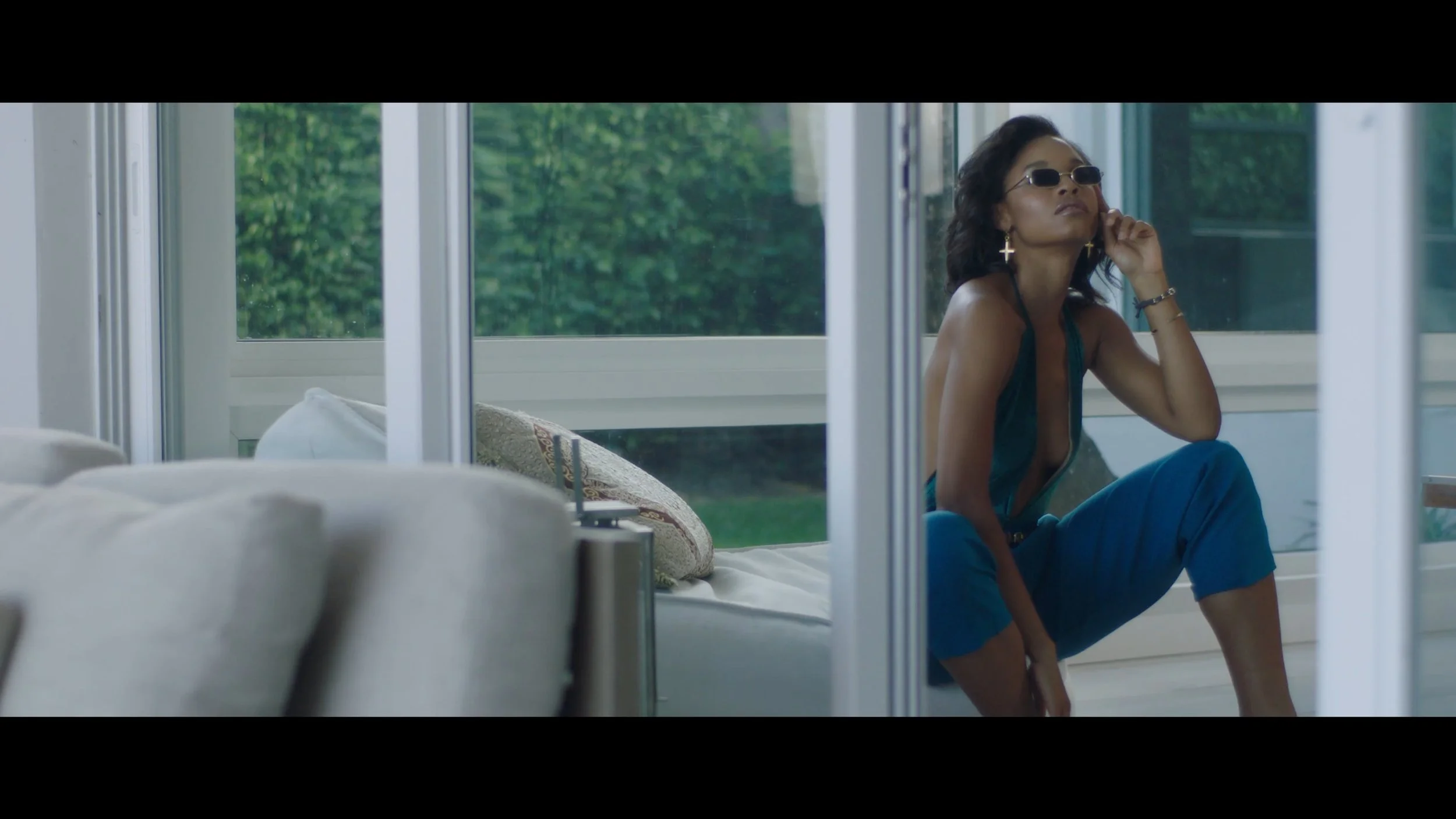 MAG Fashion Lounge Commercial