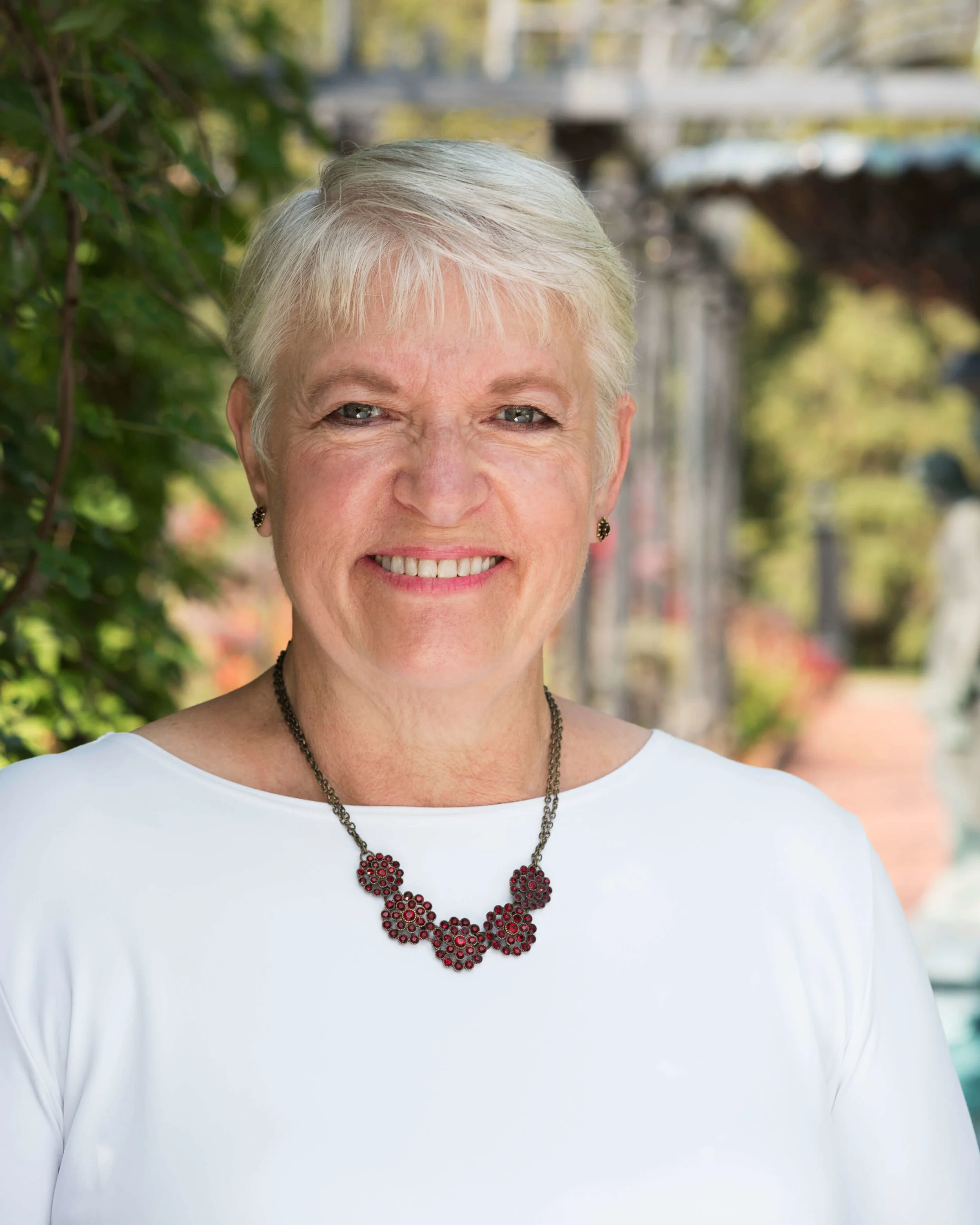 Renata Ritter, Author and Spiritual Trainer