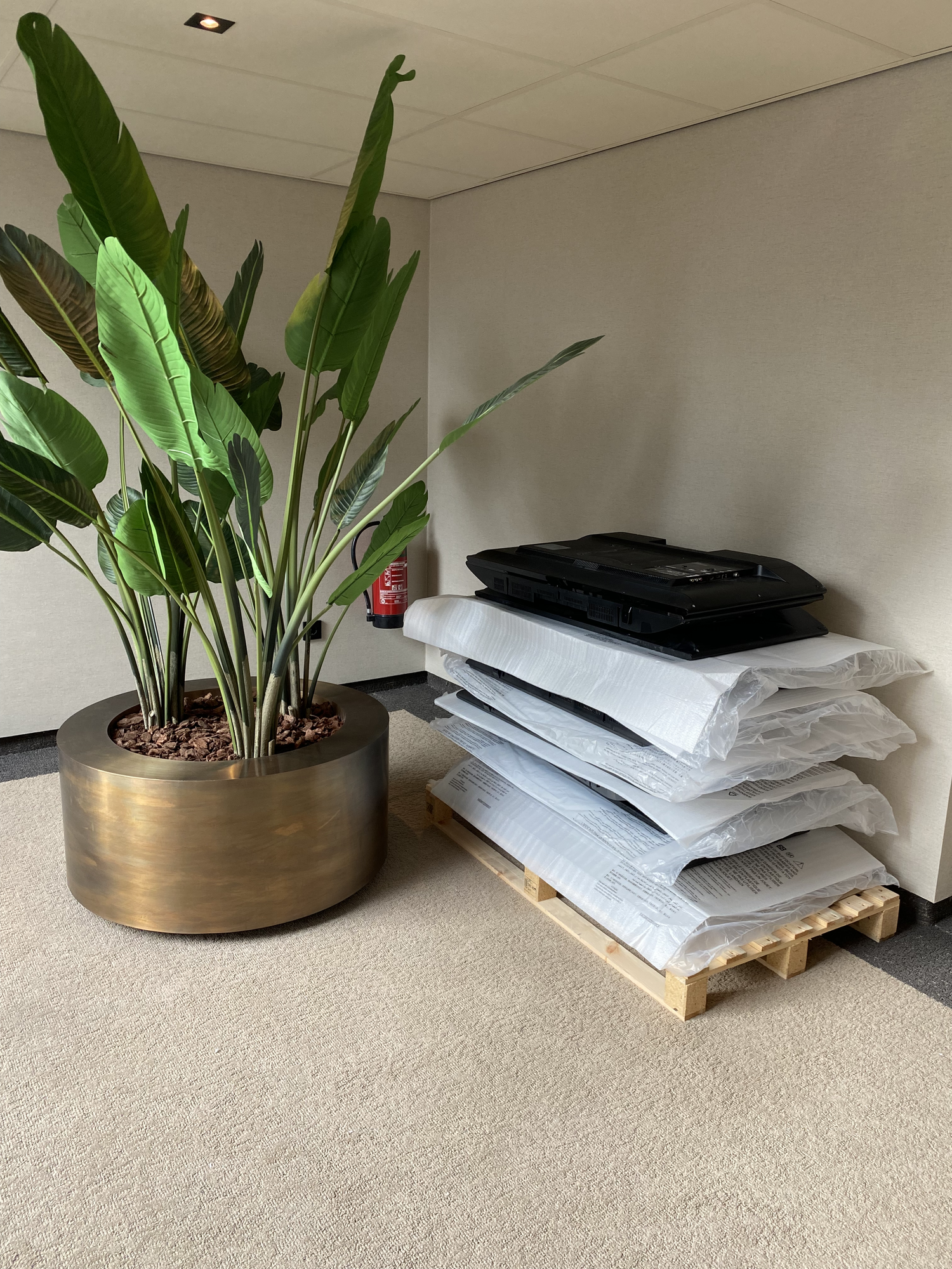 IRS-Hospitality_Recycling_Hotel-TV-Duurzaamheid_Circulair_TV-Garantie