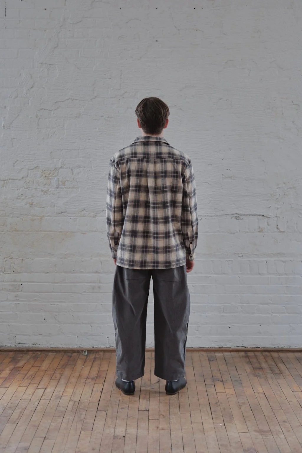 【WONDER WONDER】Mackie Gradient Washing Corduroy Wide PT studio pant - oregano corduroy — William Frederick