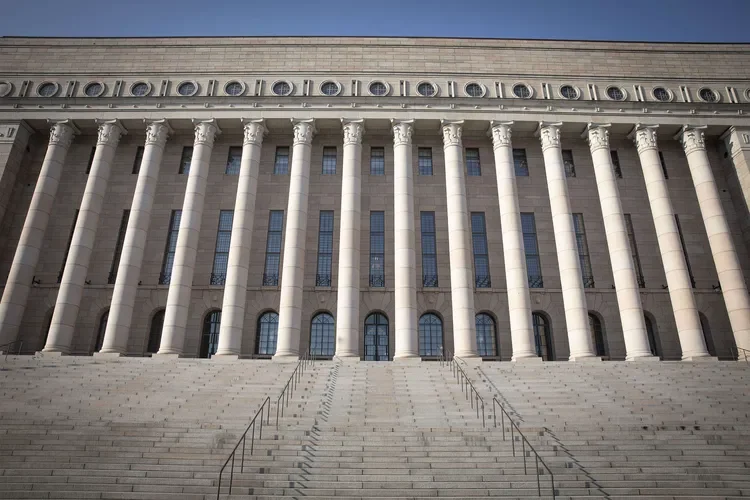 Yrittäjien luottamus hallitukseen romahtanut