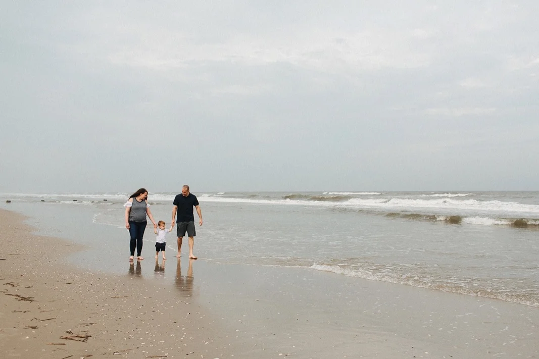 10_beach_lifestyle_photography_avalon_family.jpg