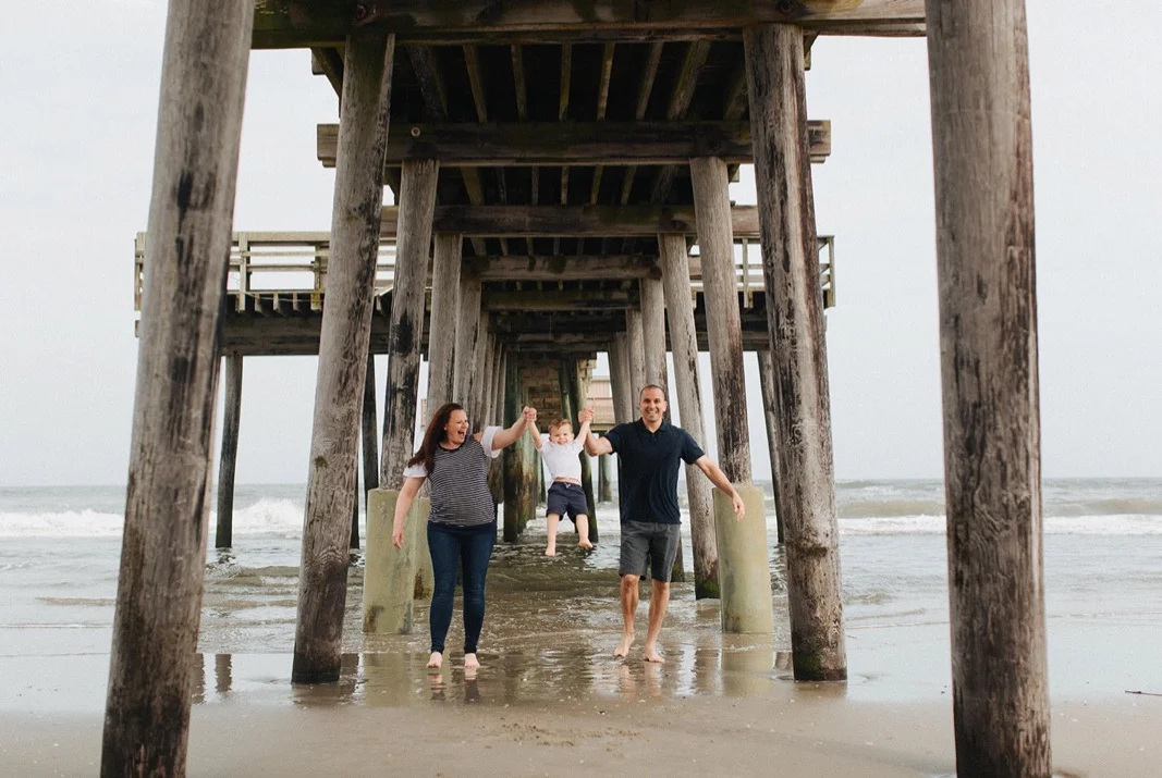 15_beach_lifestyle_photography_avalon_family.jpg