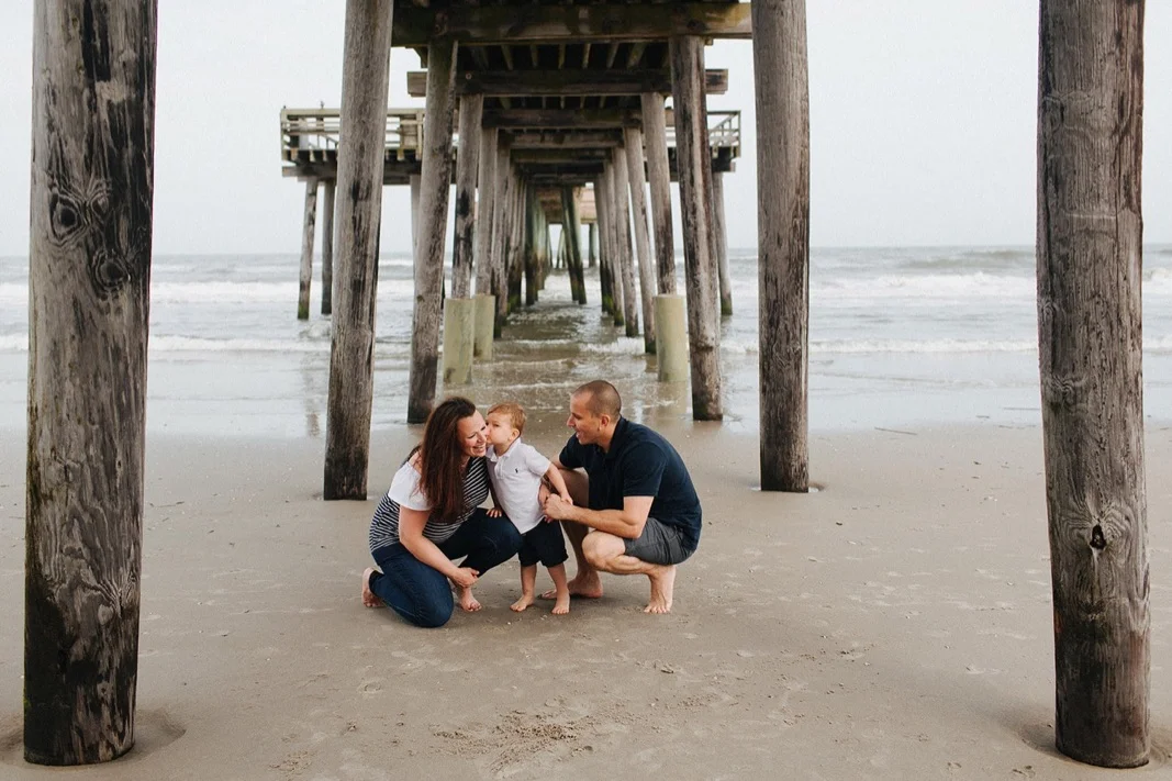 17_beach_lifestyle_photography_avalon_family.jpg