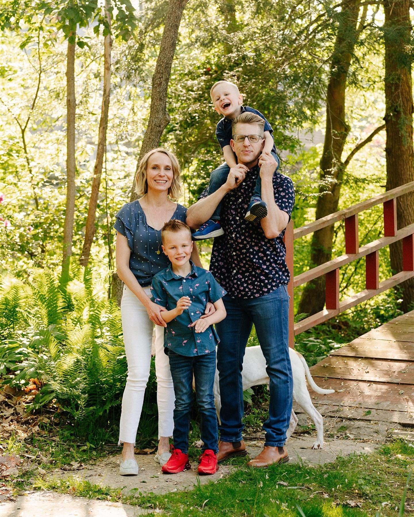 I had so much fun photographing this sweet little family in their beautiful backyard a few weeks ago. Can&rsquo;t wait for more sunny family sessions this year!