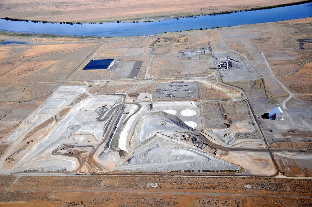 Hanford’s Nuclear Reactors Photo History — Energy Info