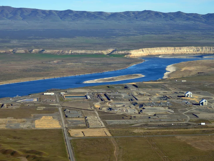 Hanford with White Bluffs.jpg